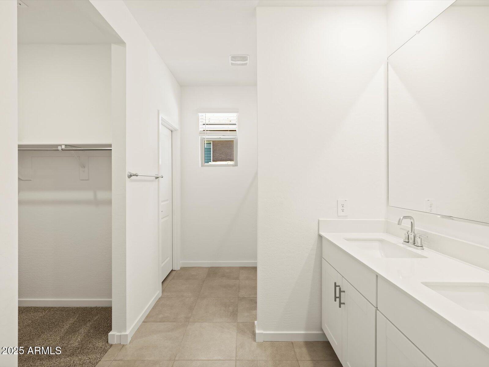 8612 W Warner Street Property Photo 25