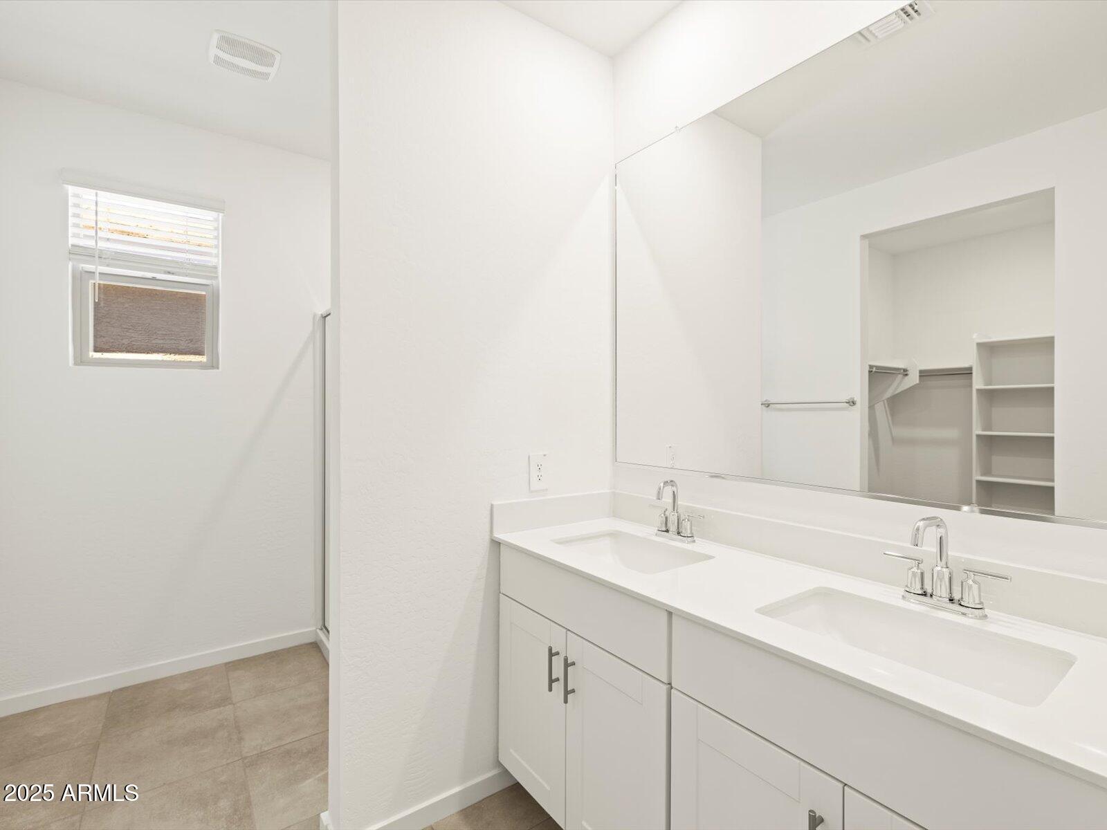 8612 W Warner Street Property Photo 26