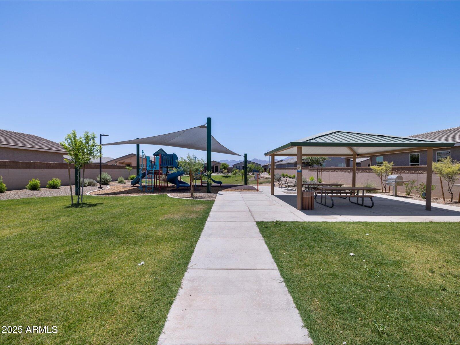 8612 W Warner Street Property Photo 46
