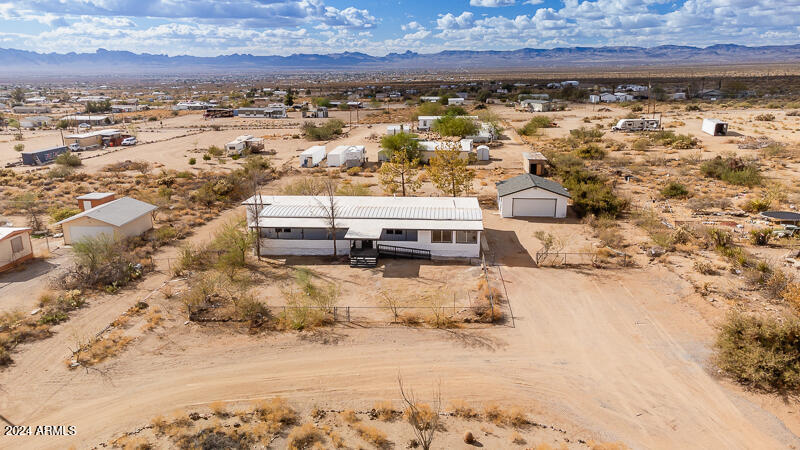 3951 N Bowie Road Property Photo