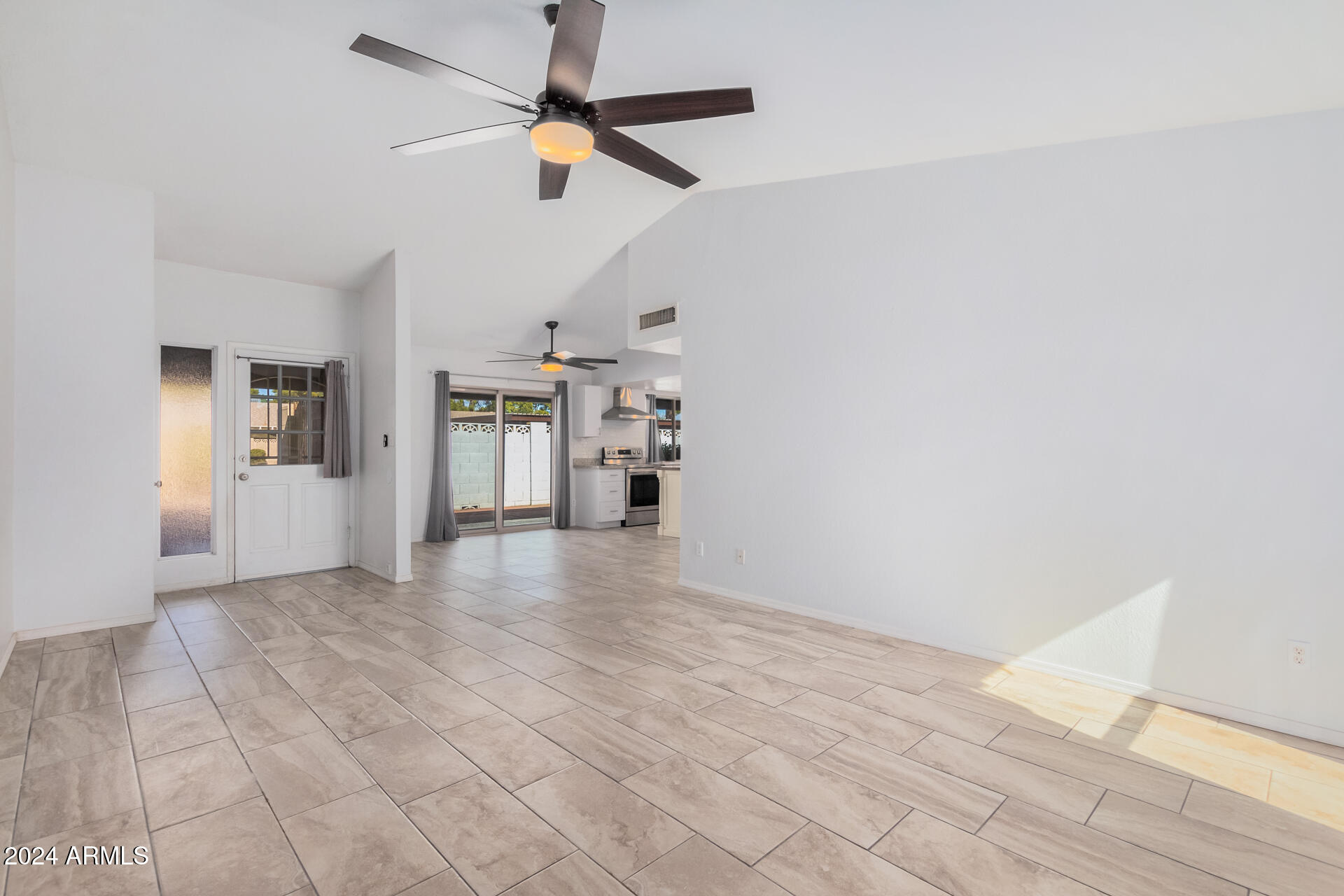 17806 N 45TH Avenue Property Photo 1