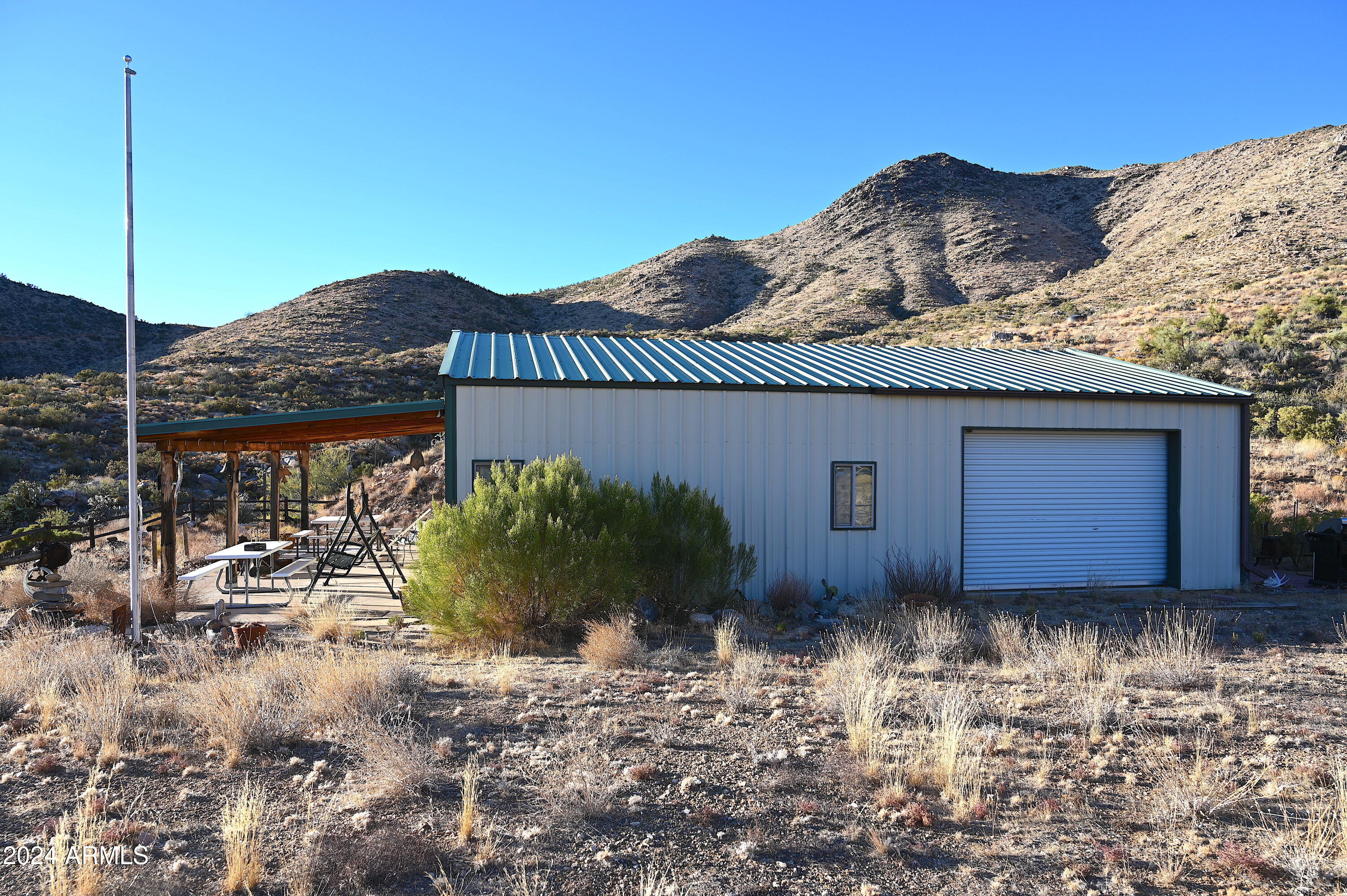 7075 S Misery Well Road Property Photo 1