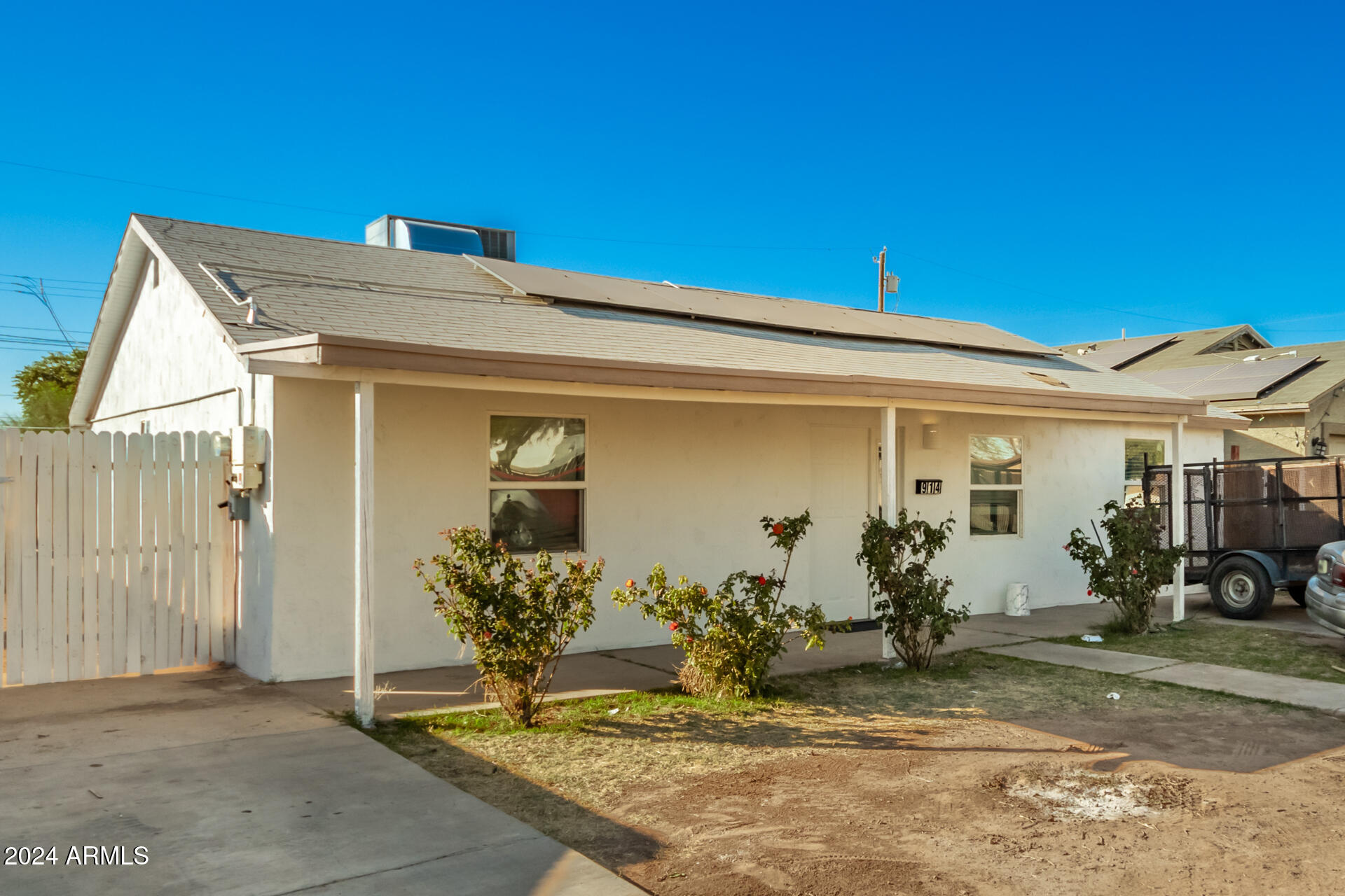 914 S 30th Drive Property Photo 3