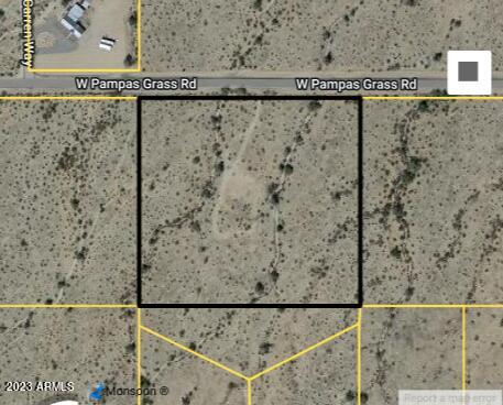 52275 W Pampas Grass Road Property Photo