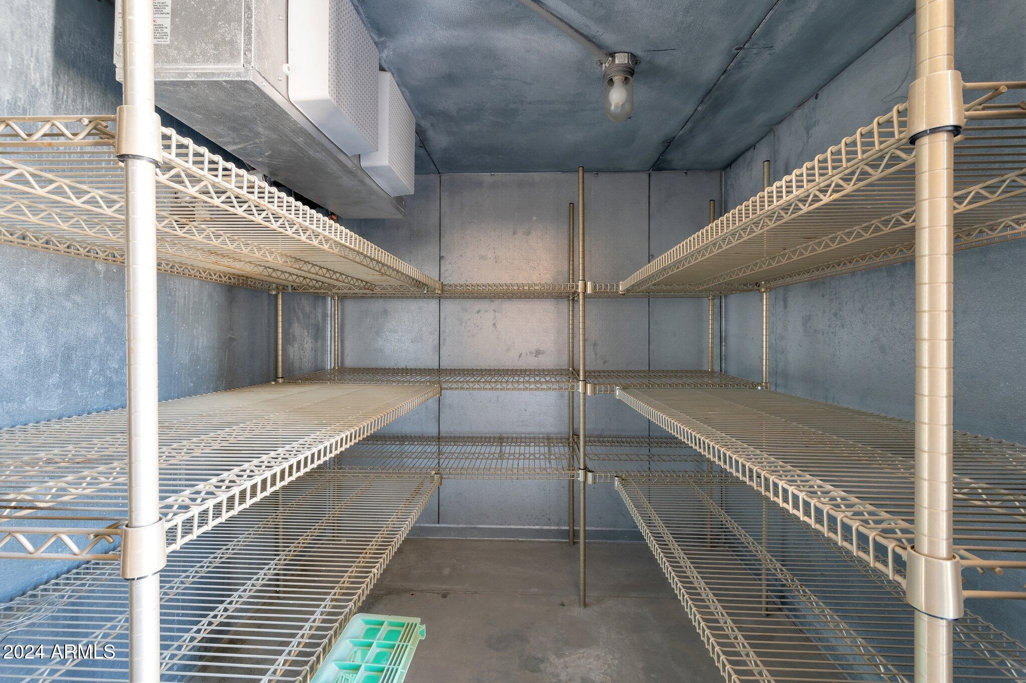 170 N Main Street Property Photo 6