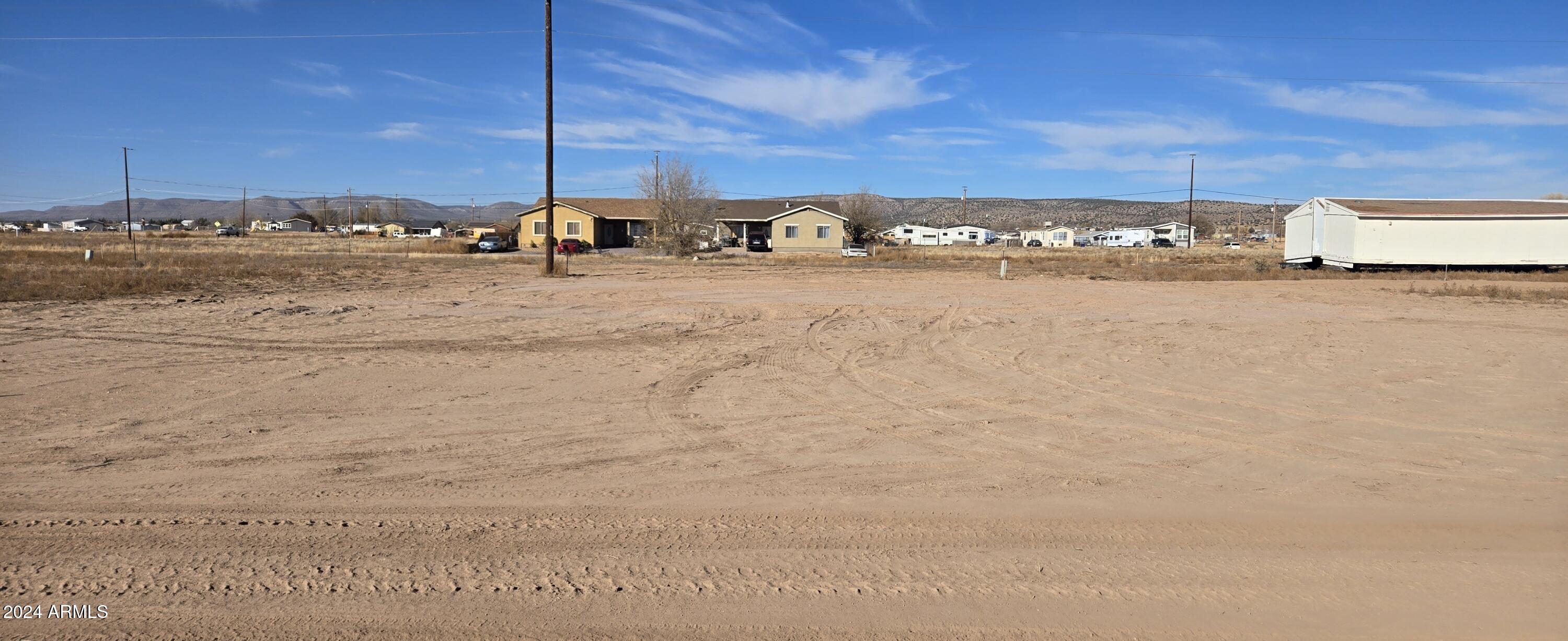430 W GUYMAS Trail Property Photo 1