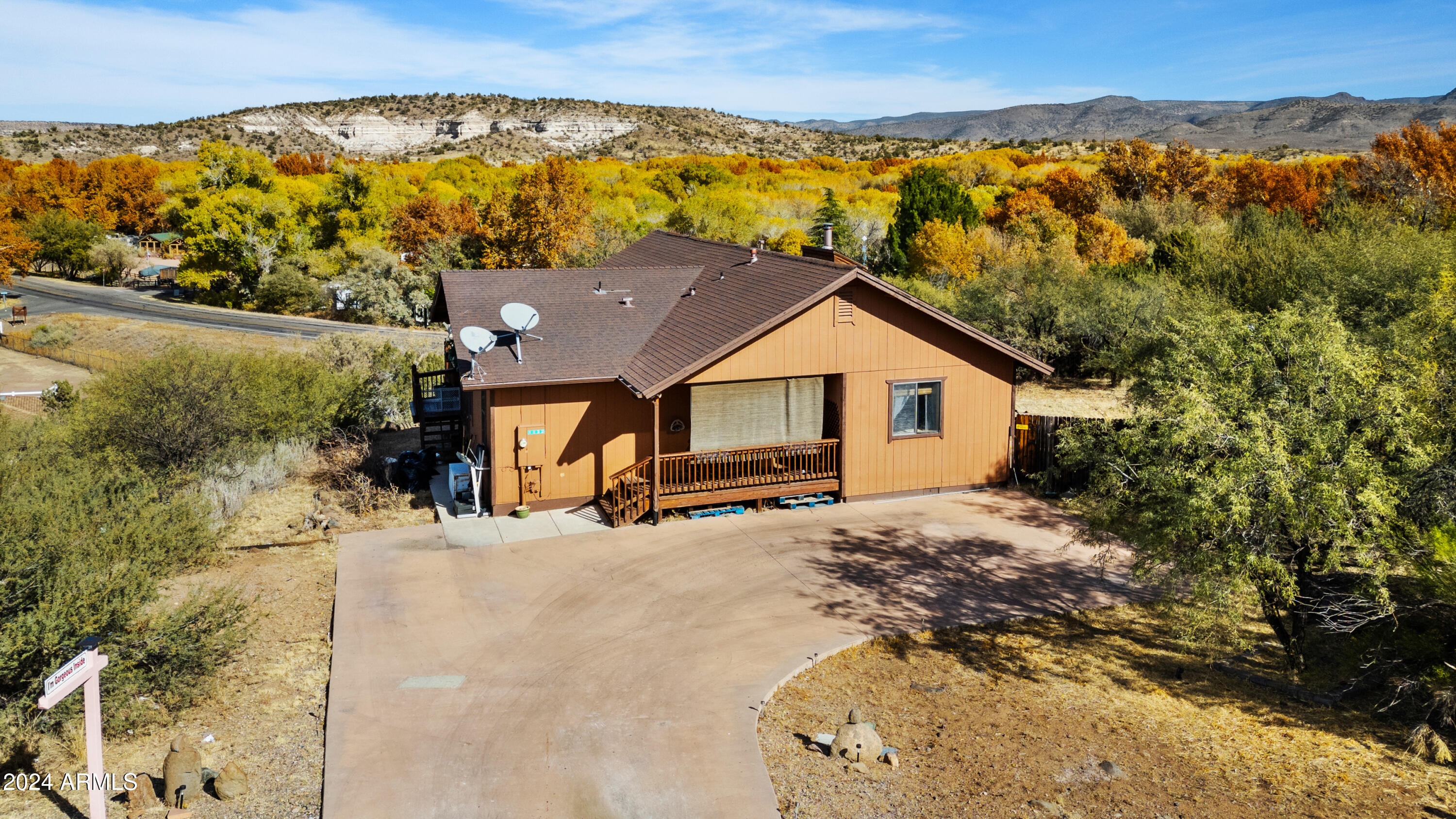 4432 E Valley View Road Property Photo