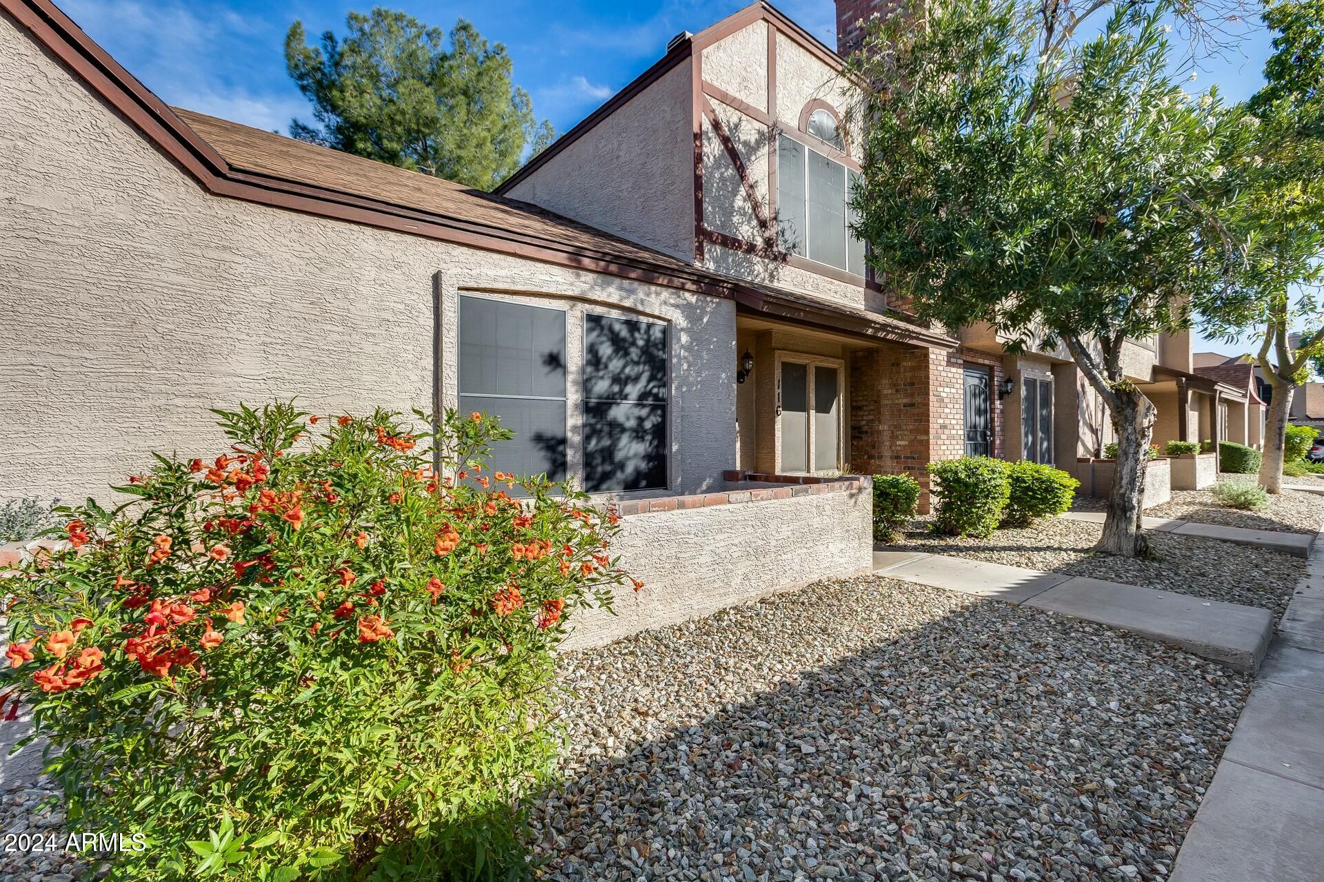 8111 W Wacker Road Property Photo 1