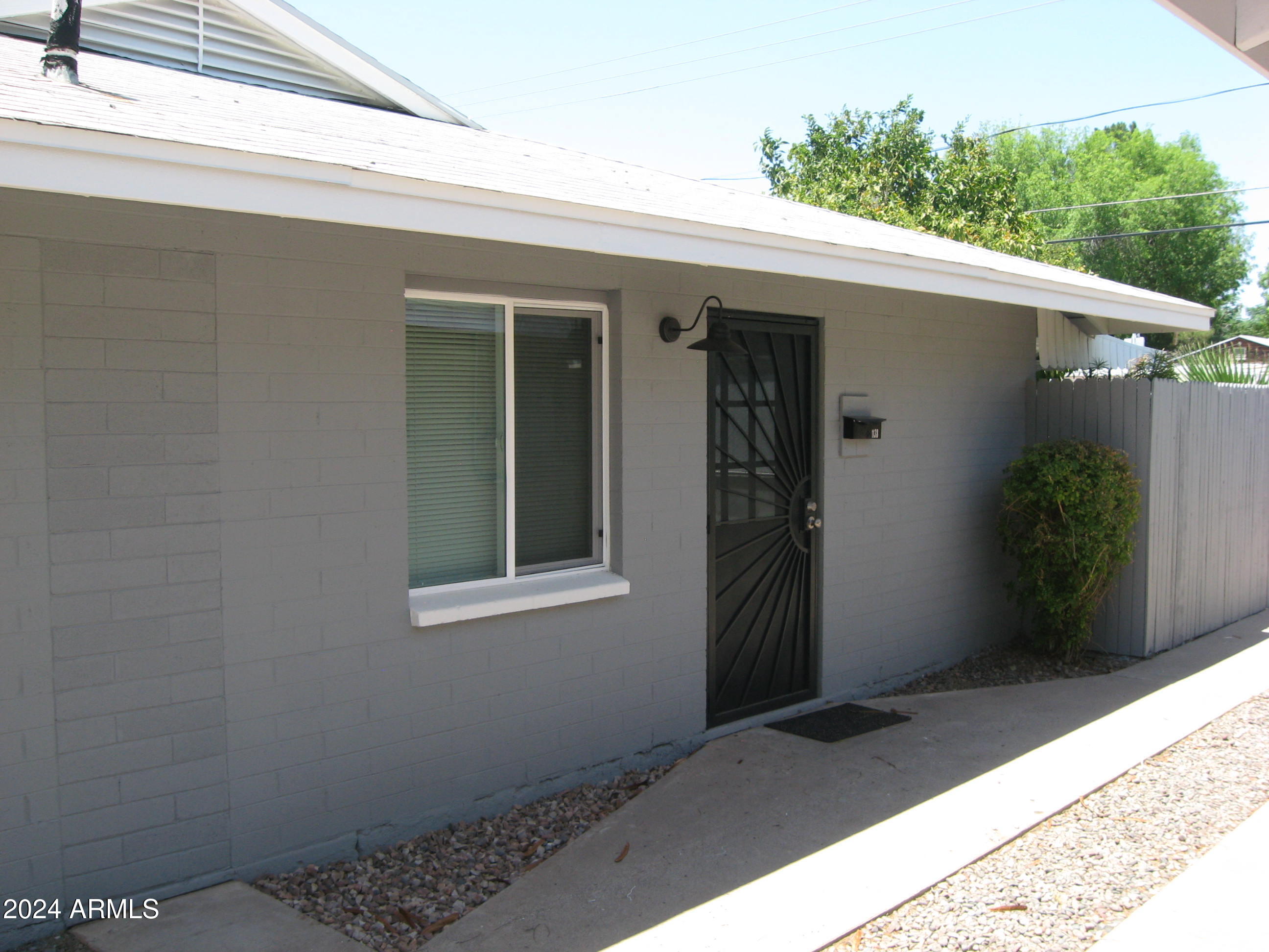 1140 W Monterosa Street Property Photo 8