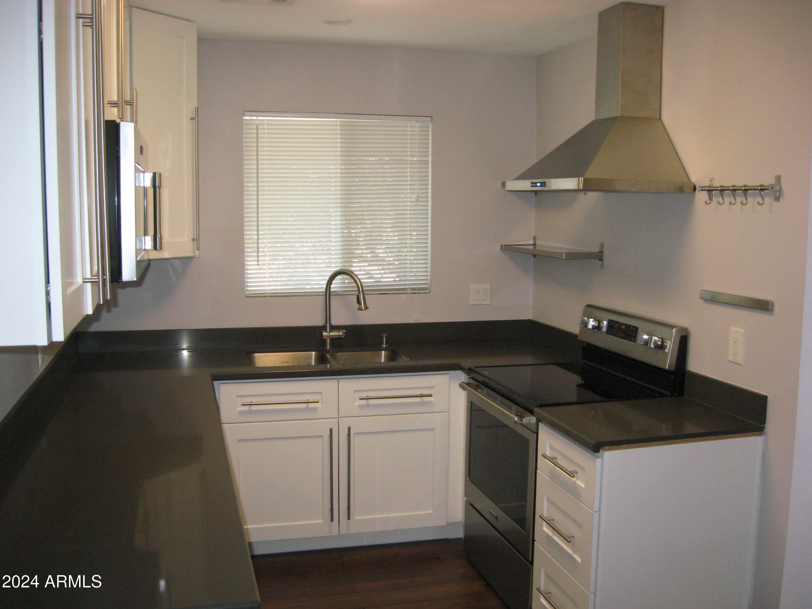 1140 W Monterosa Street Property Photo 22