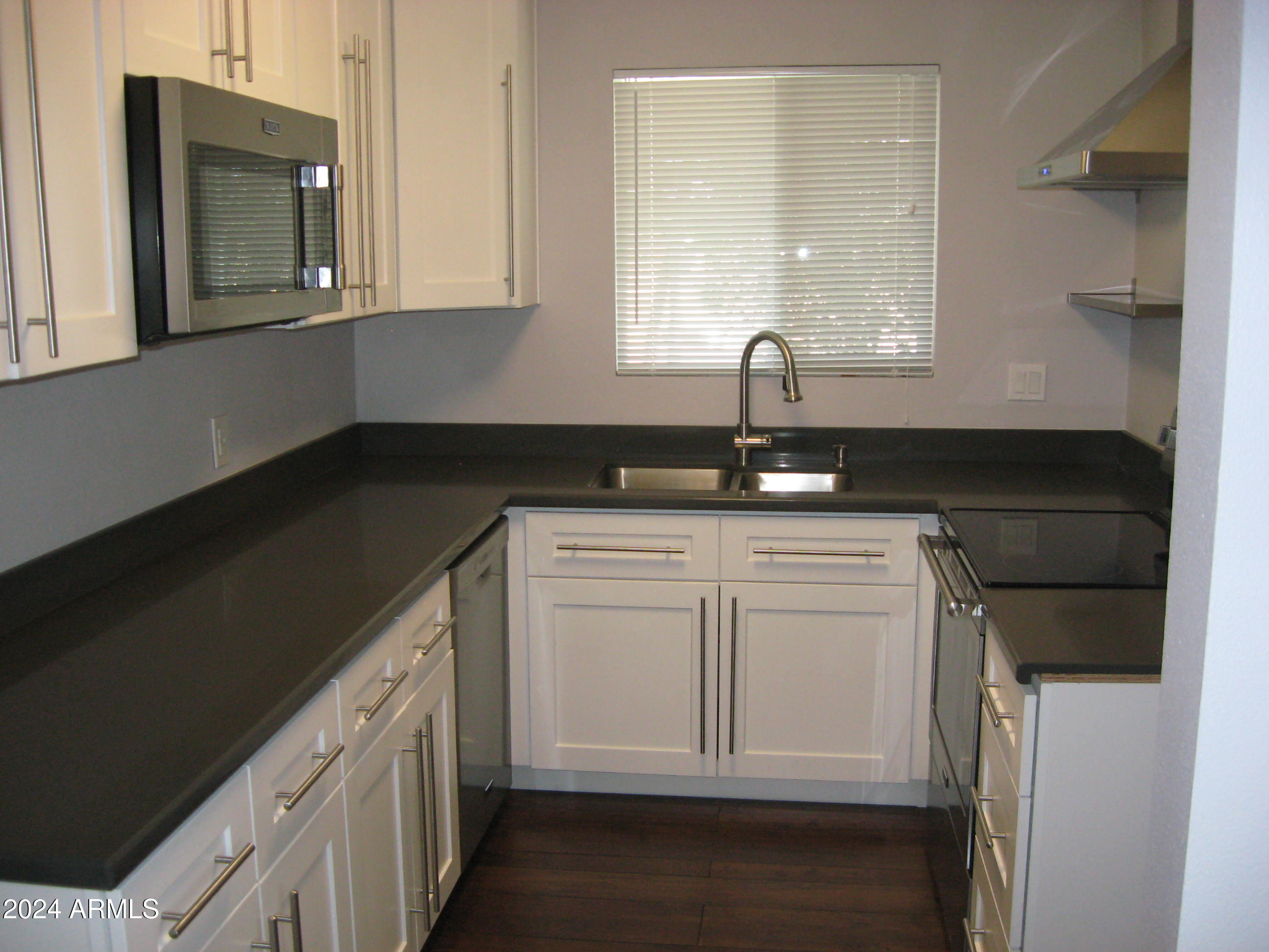 1140 W Monterosa Street Property Photo 23