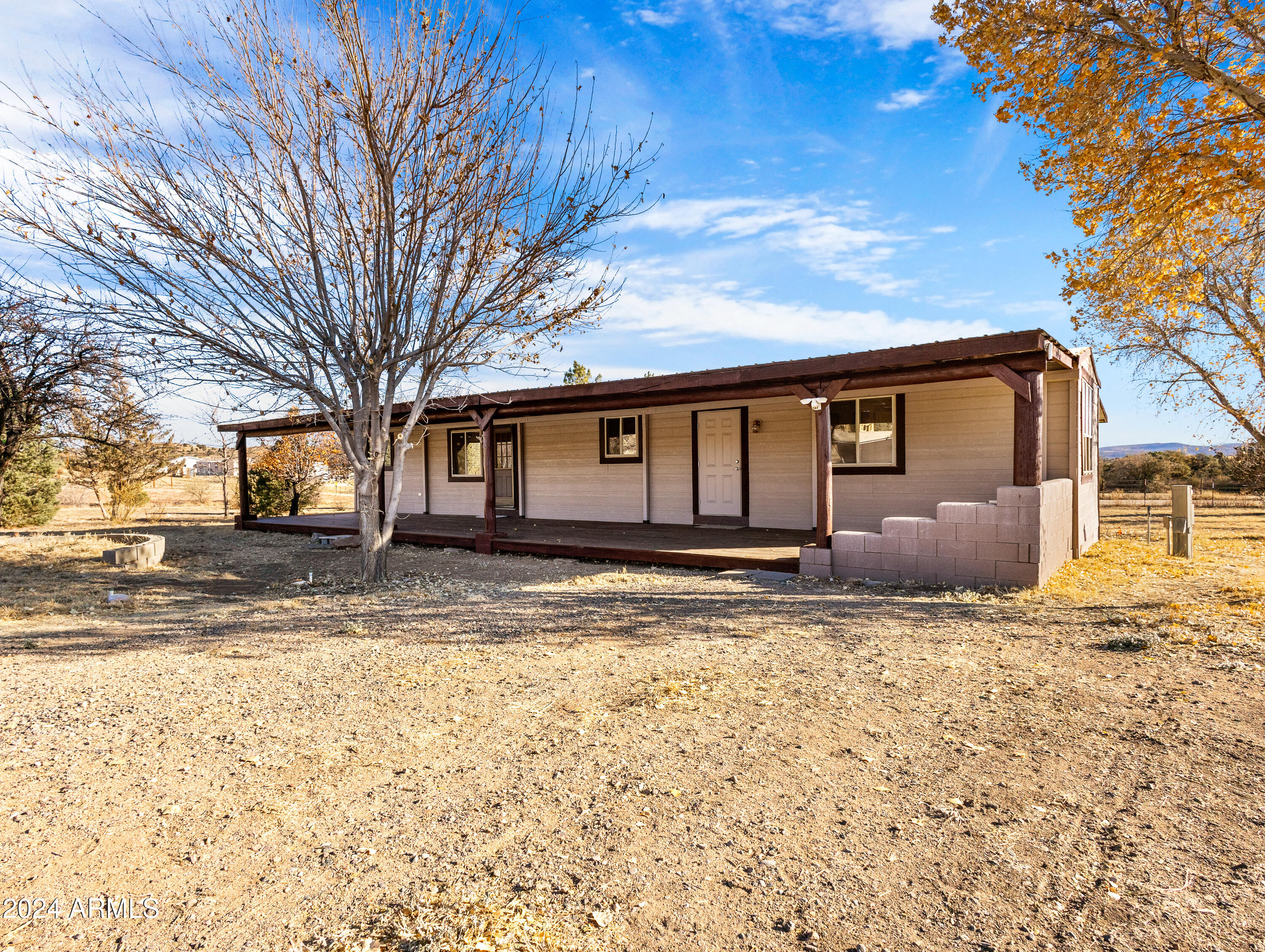 17128 W Buckhorn Drive Property Photo