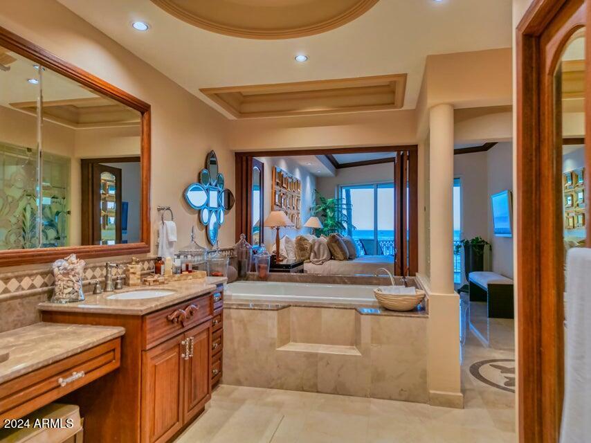 207 E Puerta Privada Beach Property Photo 9