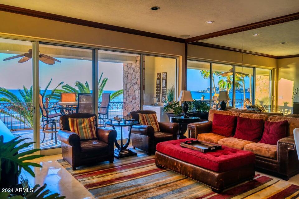 207 E Puerta Privada Beach Property Photo 14