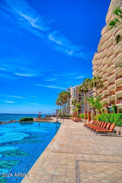 207 E Puerta Privada Beach Property Photo 17