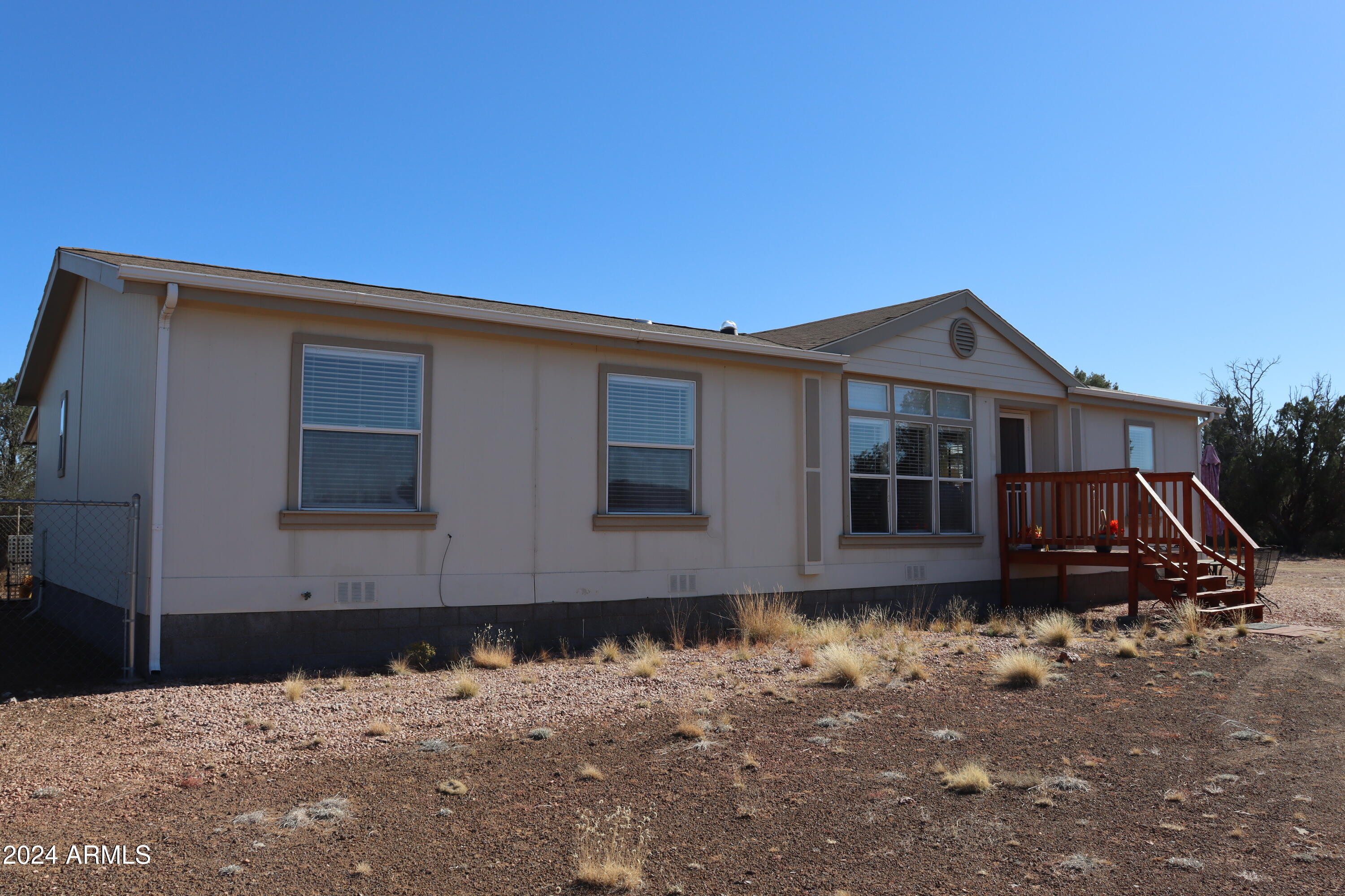 44175 N Cattle Drive Property Photo