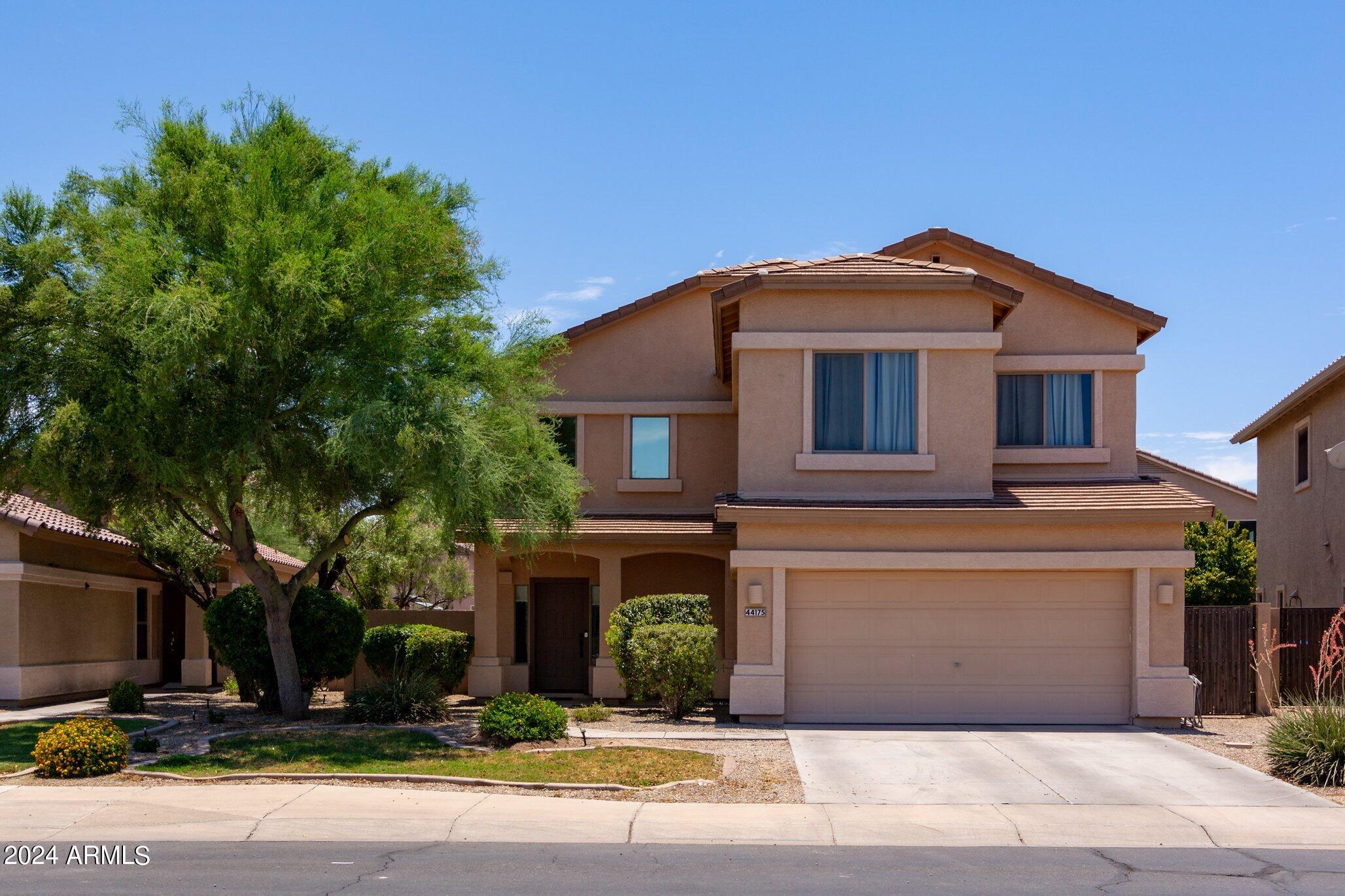 44175 W Knauss Drive Property Photo 1