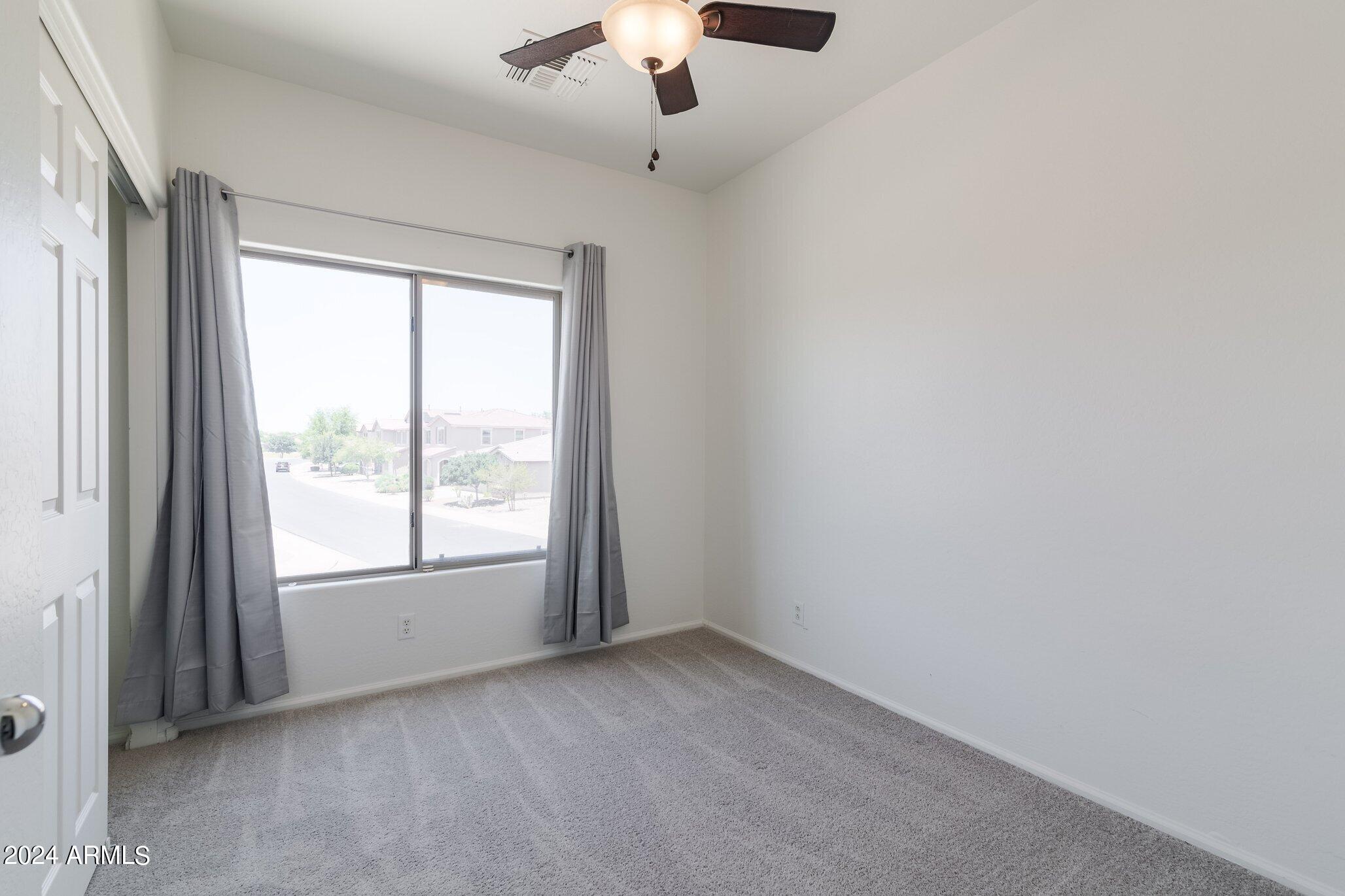 44175 W Knauss Drive Property Photo 21