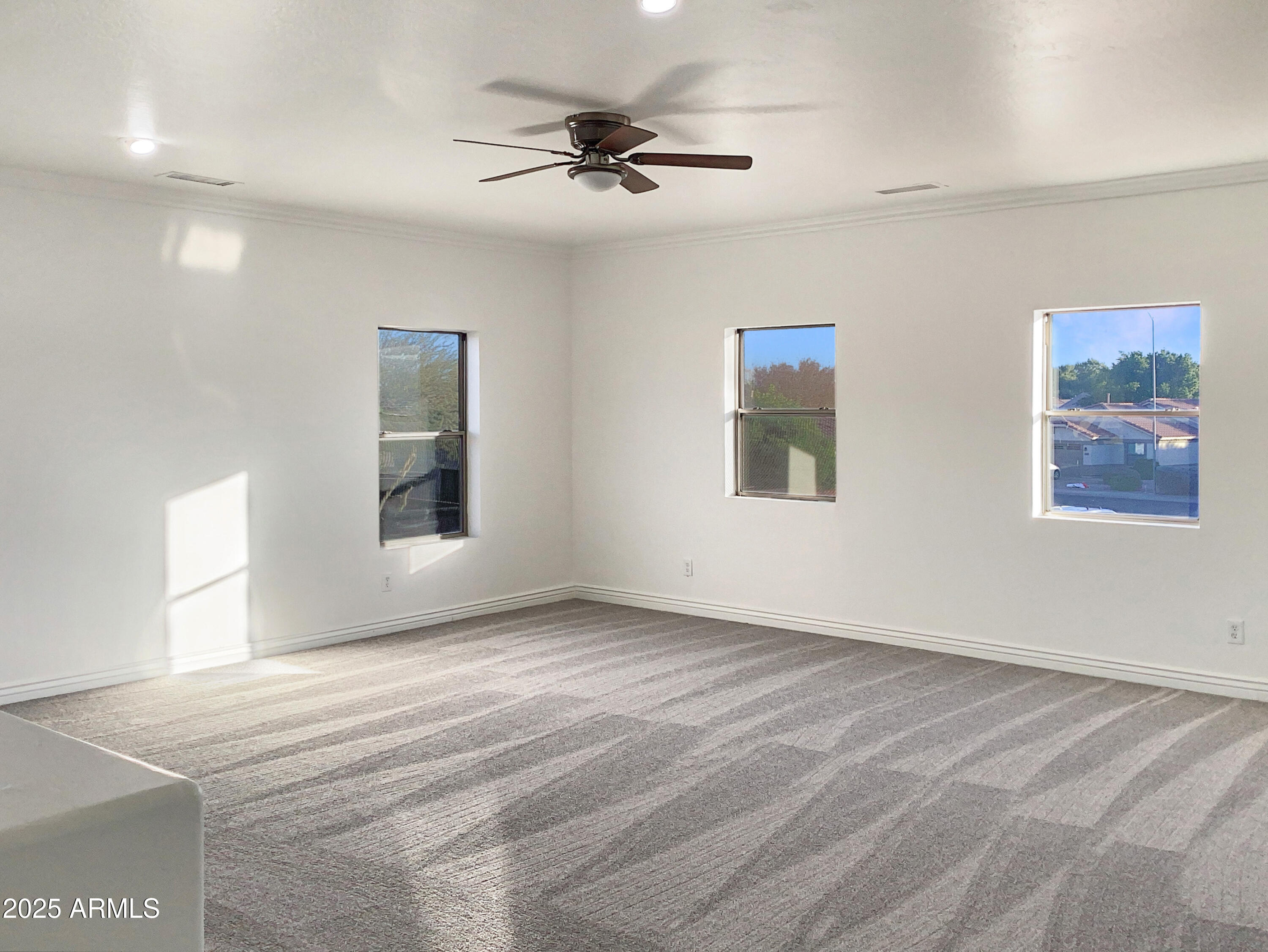 10221 E Knowles Avenue Property Photo 21
