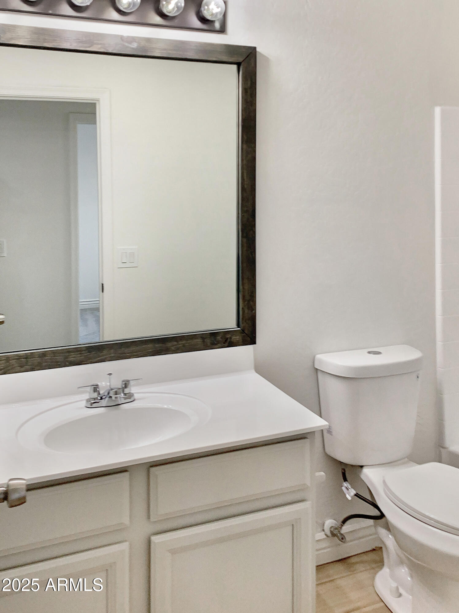 10221 E Knowles Avenue Property Photo 25
