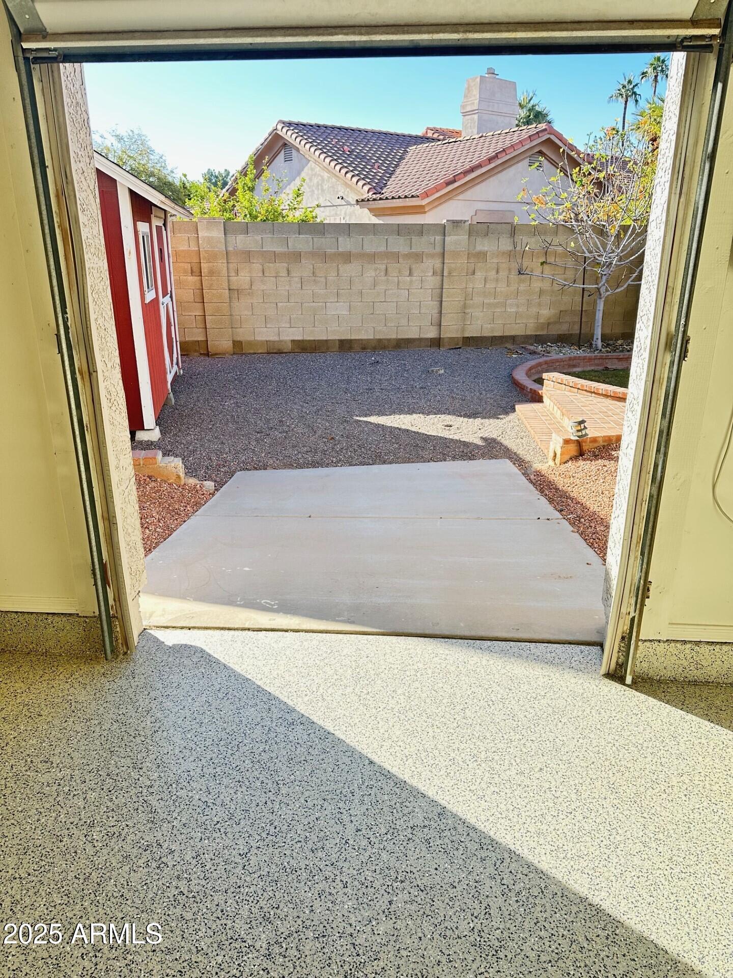 905 E Knight Lane Property Photo 32