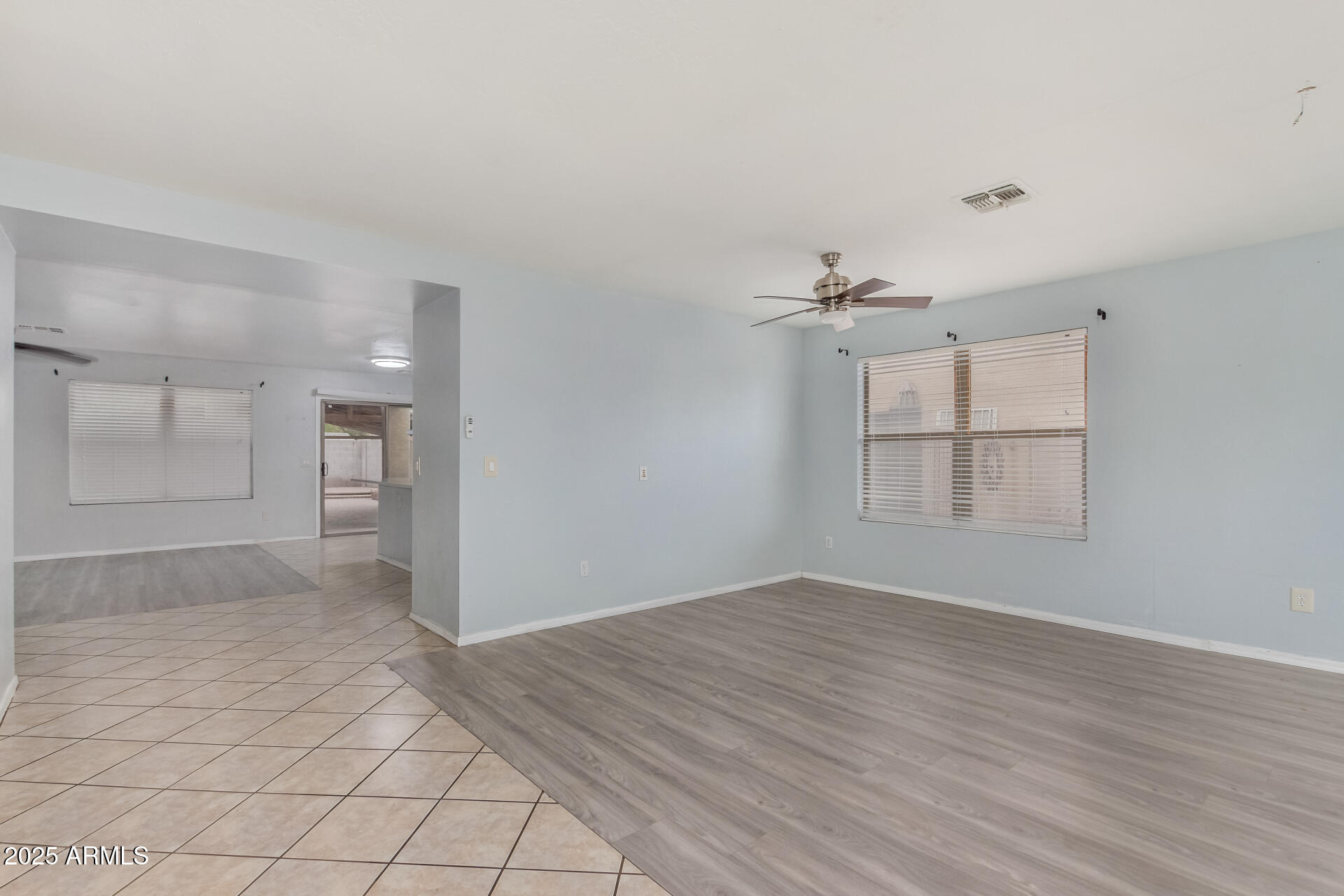 2440 W Bloch Road Property Photo 4