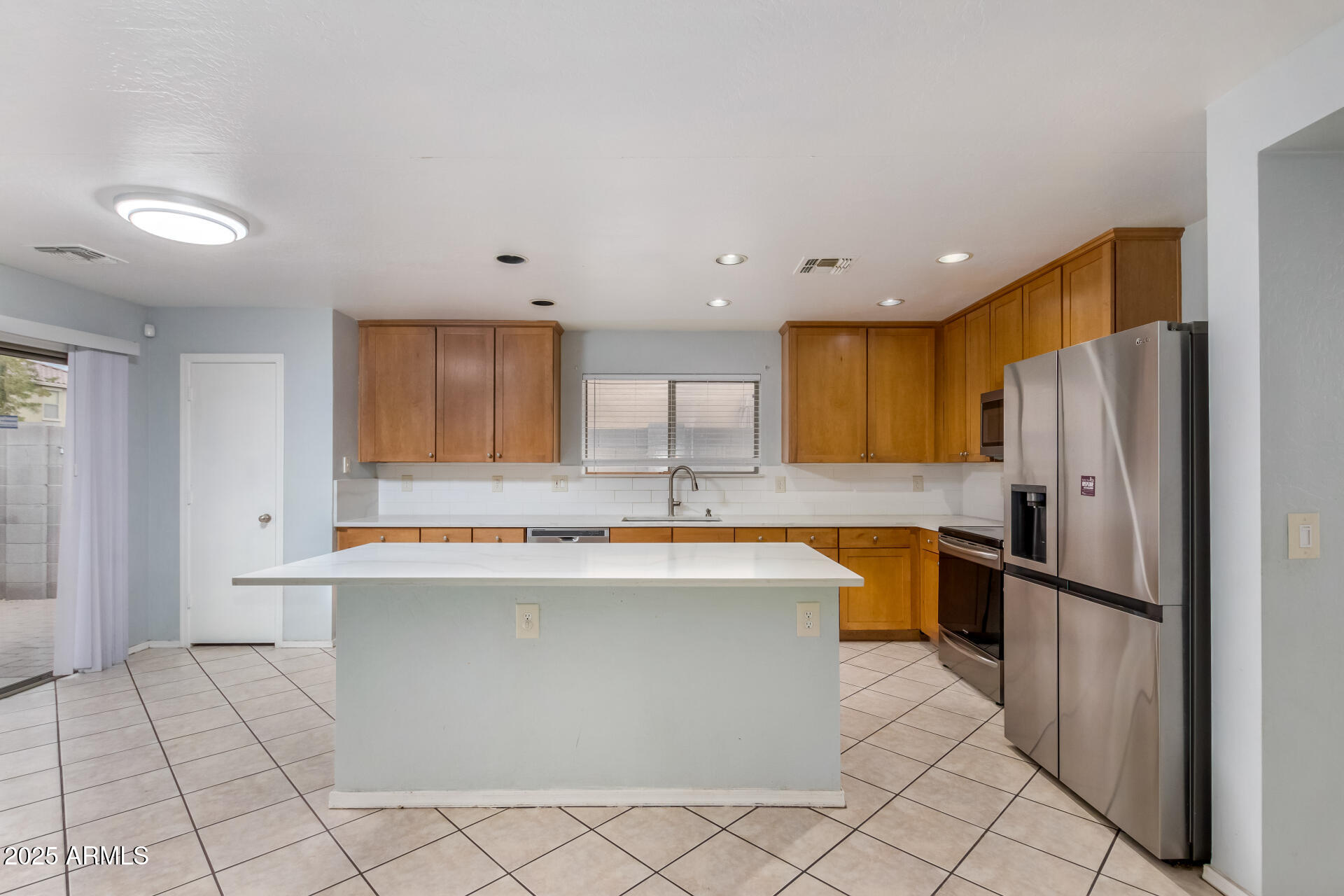 2440 W Bloch Road Property Photo 12