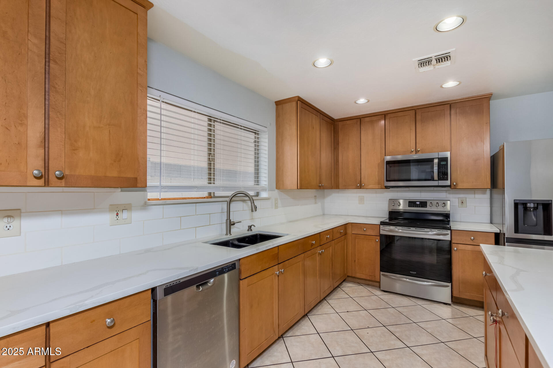 2440 W Bloch Road Property Photo 16