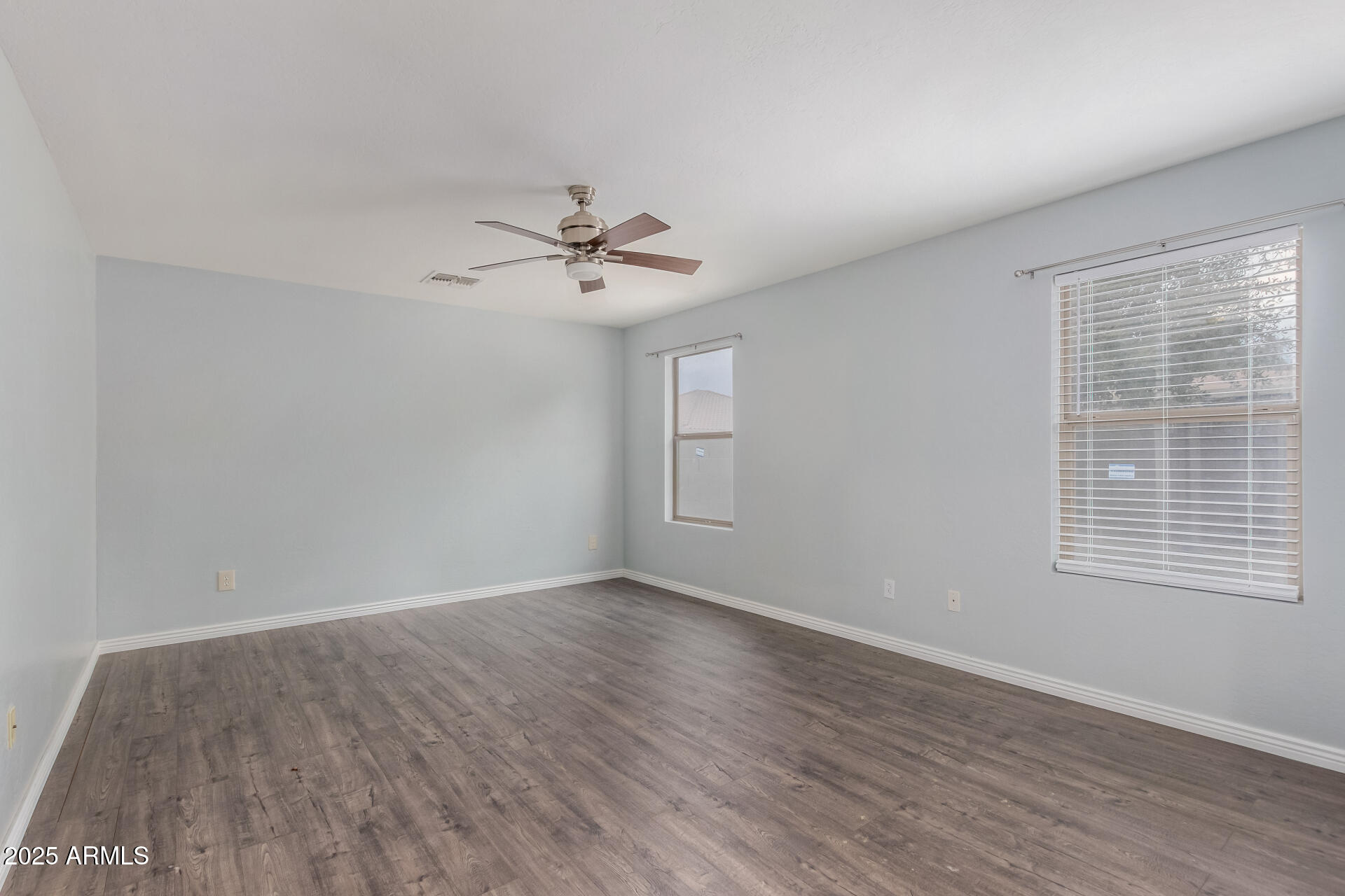 2440 W Bloch Road Property Photo 17
