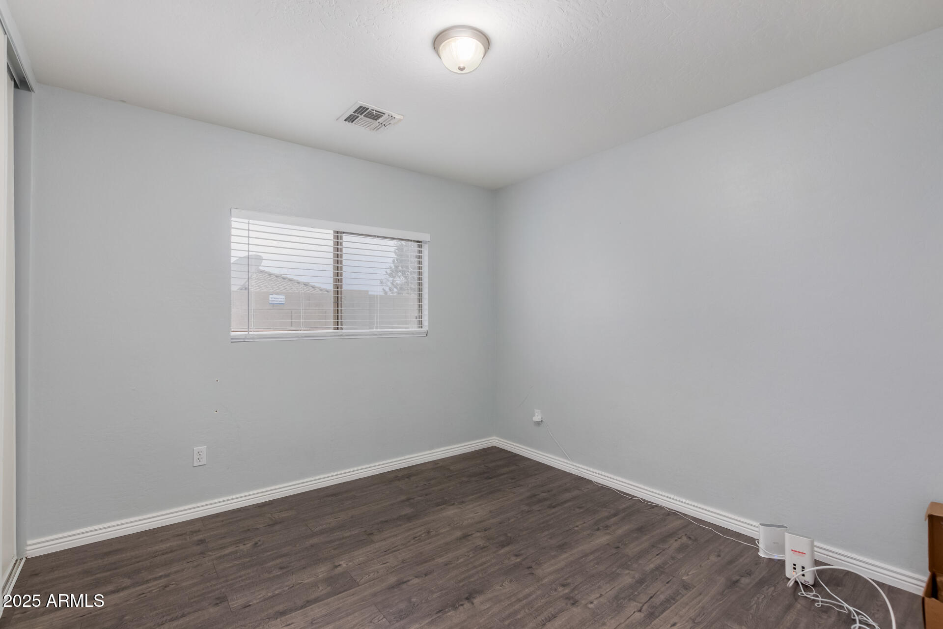 2440 W Bloch Road Property Photo 26