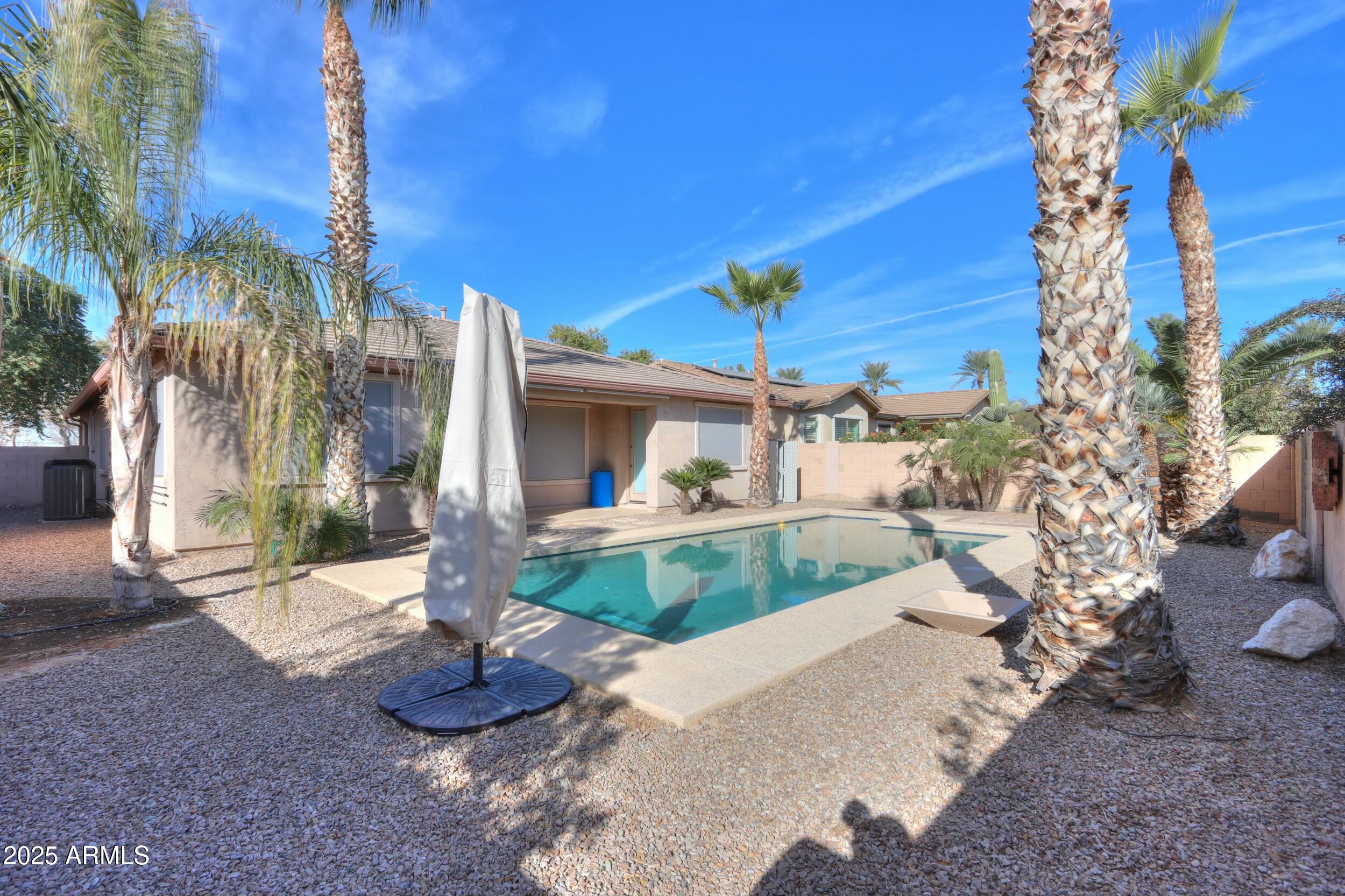 3214 N Desert Horizons Lane Property Photo 1