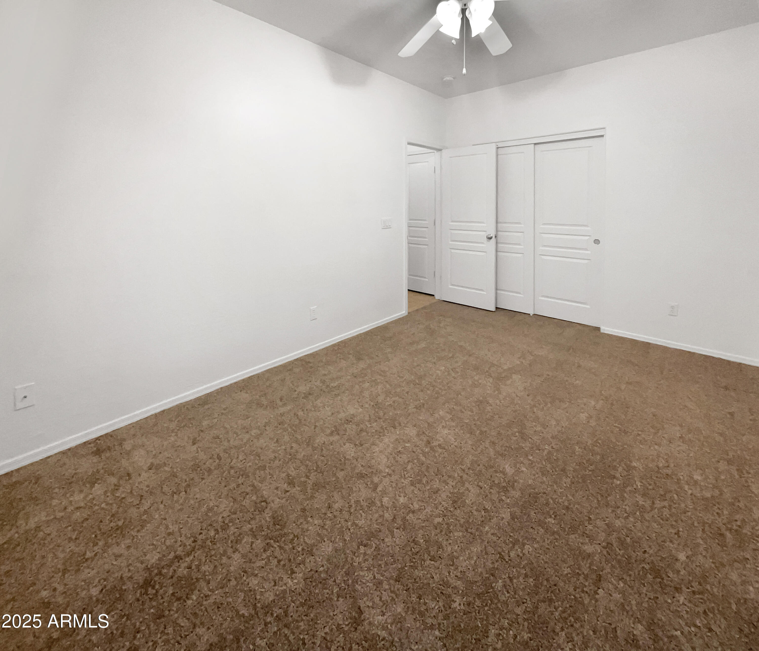 521 E Cheyenne Road Property Photo 5