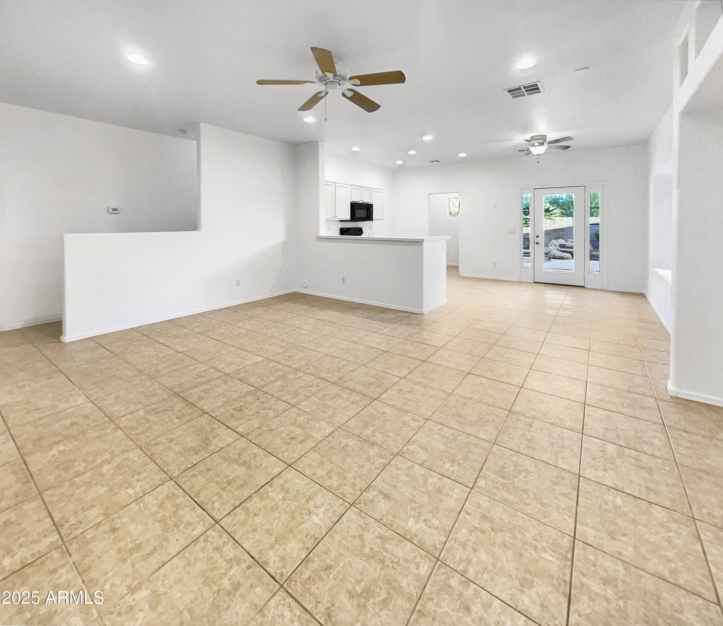 521 E Cheyenne Road Property Photo 9