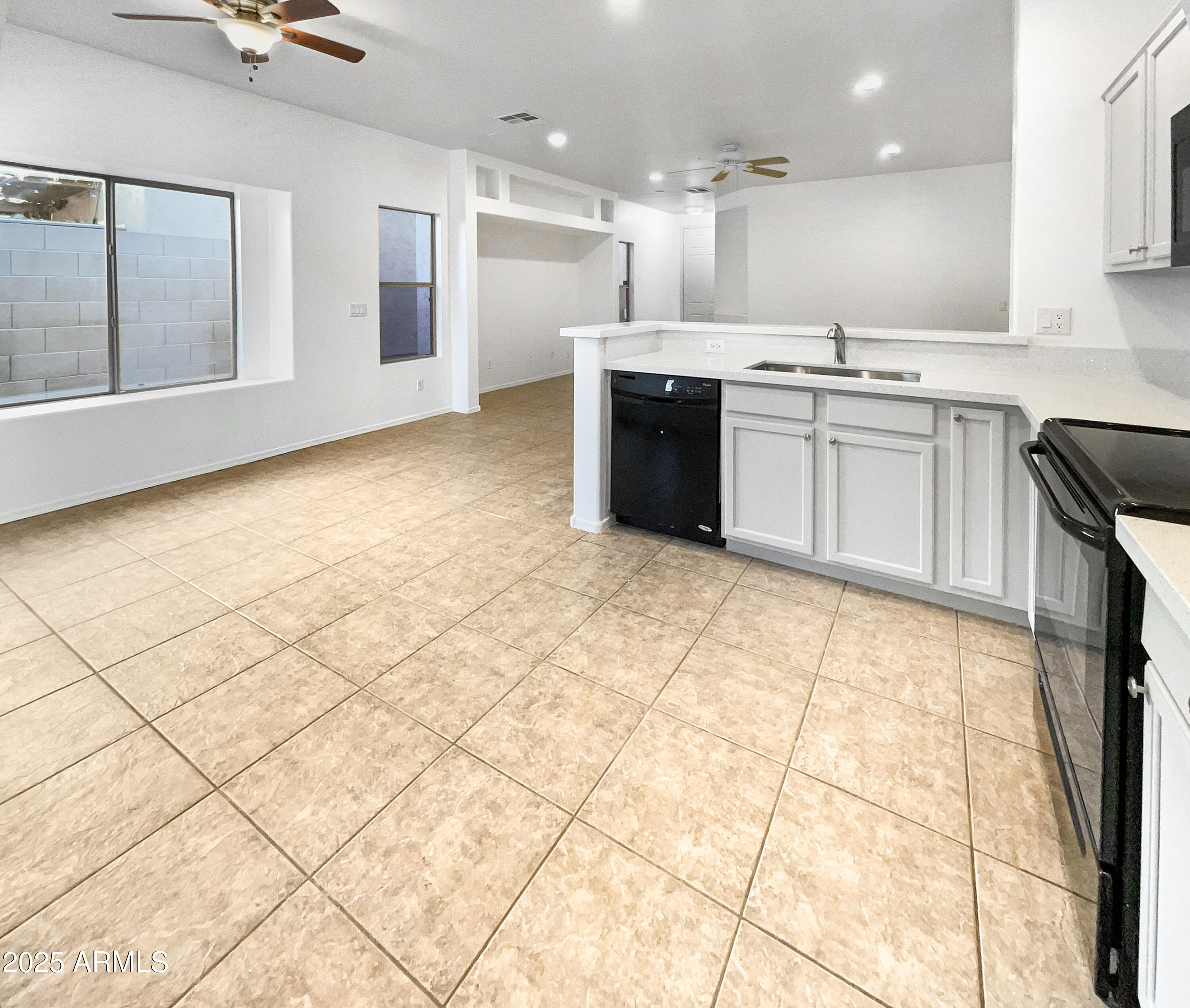 521 E Cheyenne Road Property Photo 13