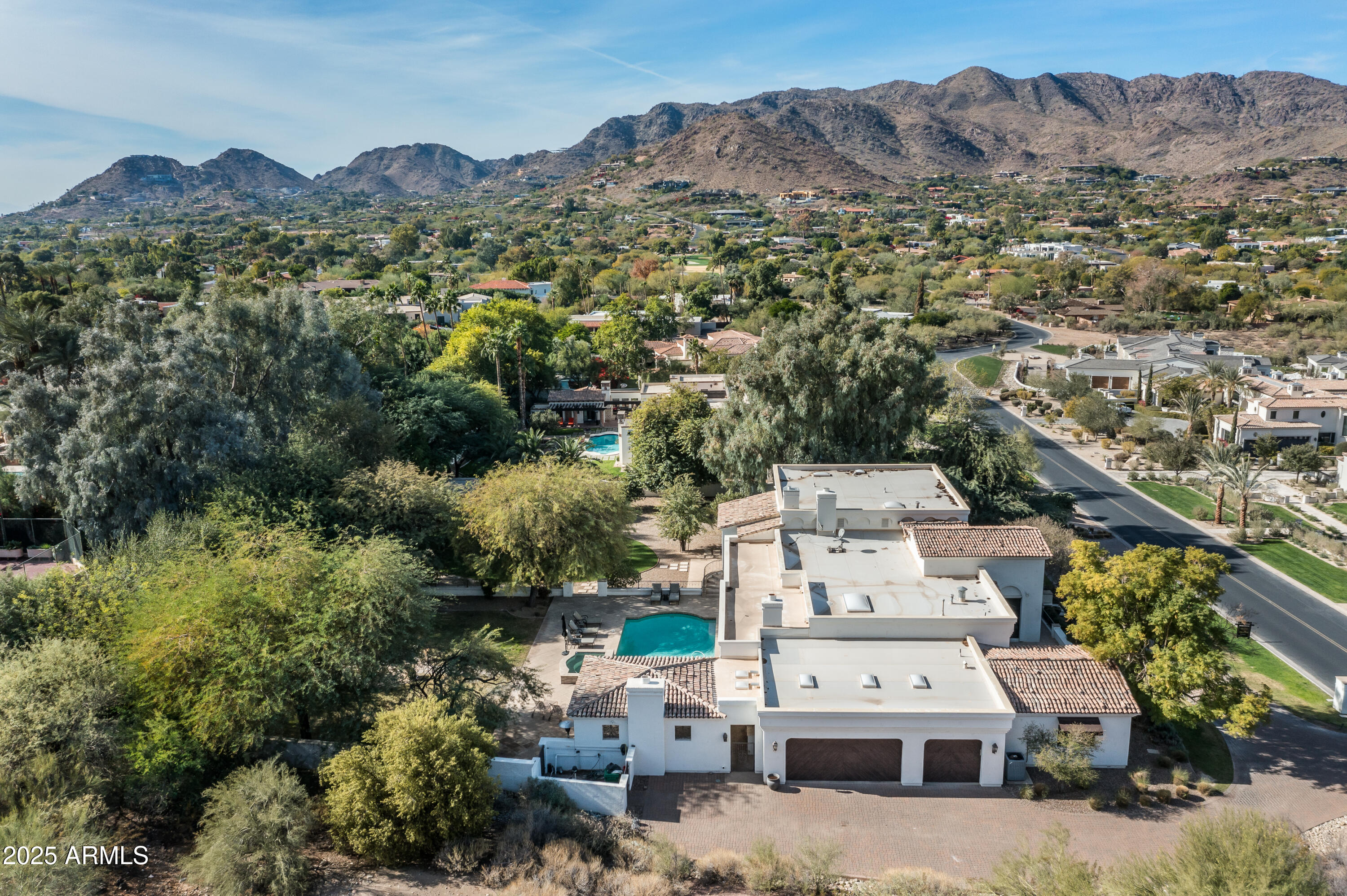 5301 E Roadrunner Road Property Photo 6