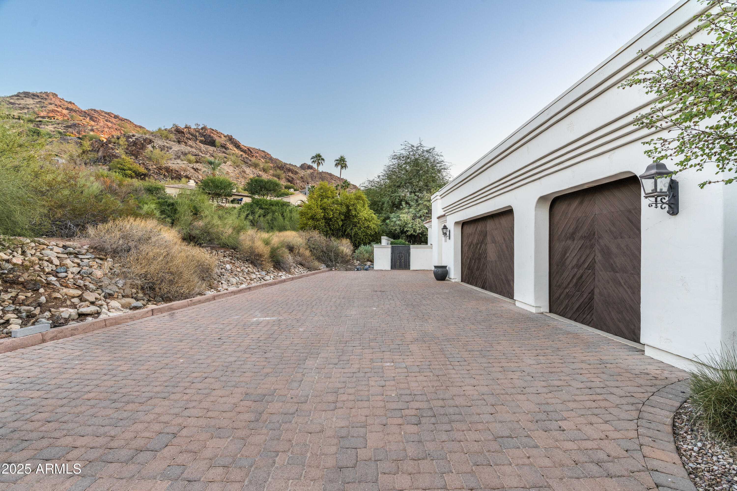 5301 E Roadrunner Road Property Photo 12