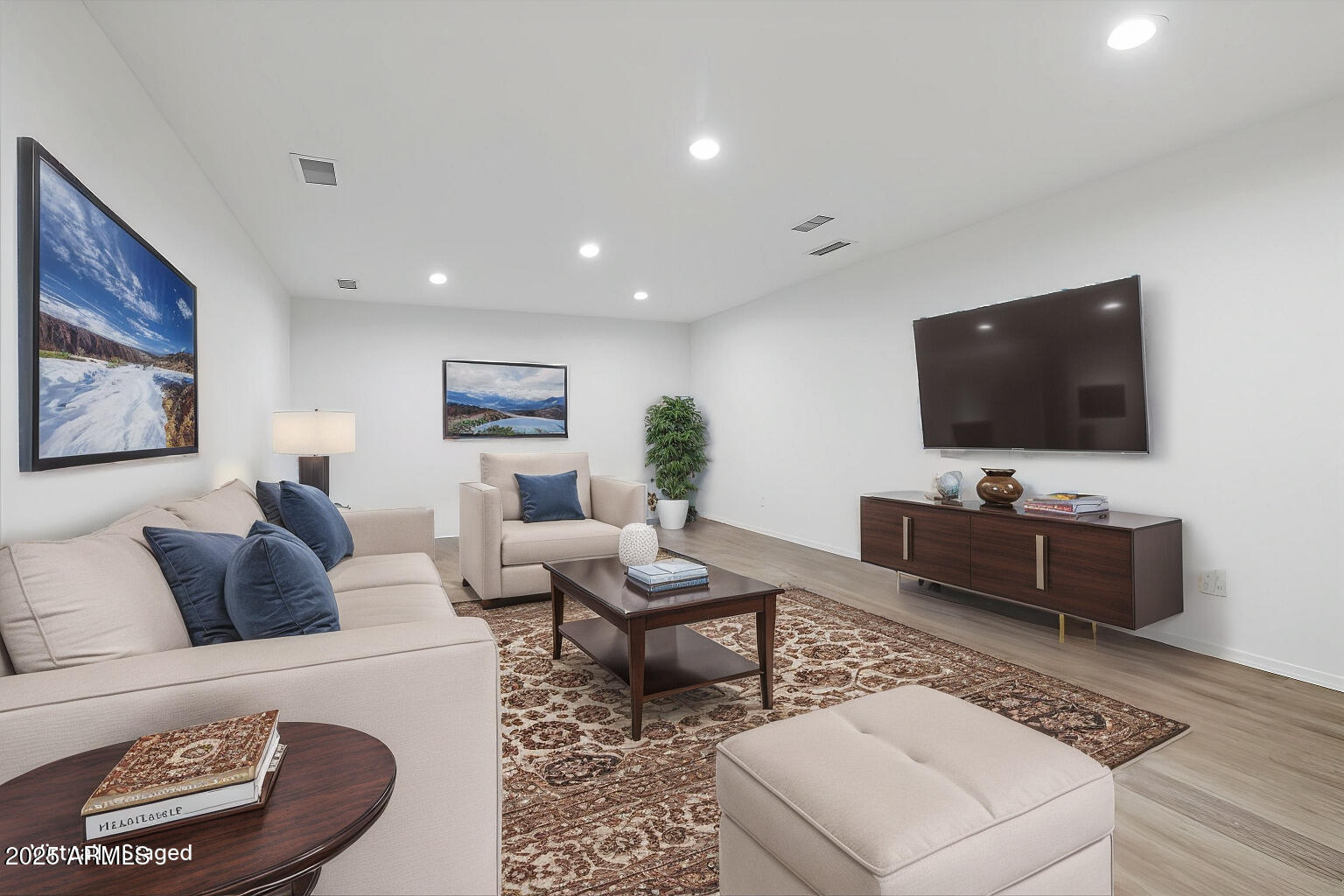 125 Sycamore Street Property Photo 8