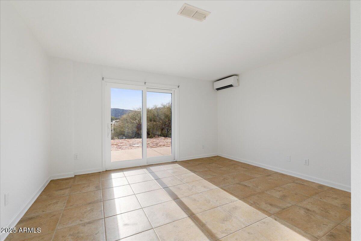 125 Sycamore Street Property Photo 29