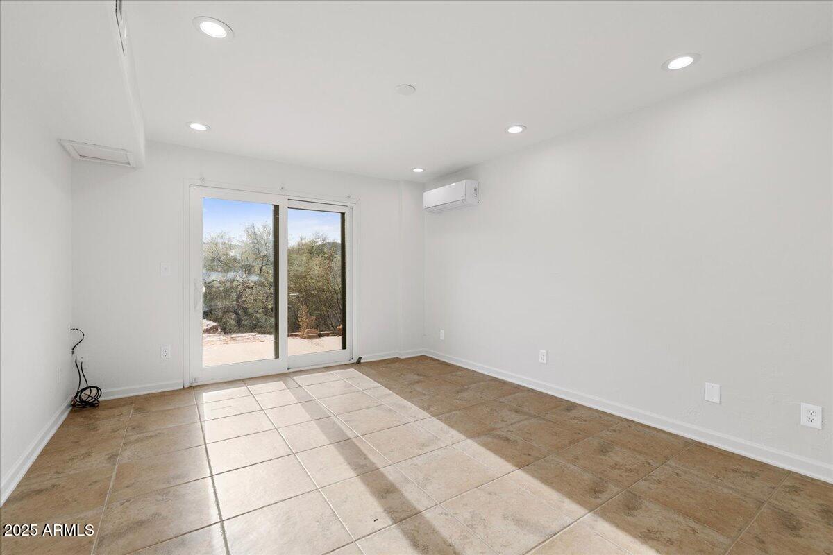 125 Sycamore Street Property Photo 31