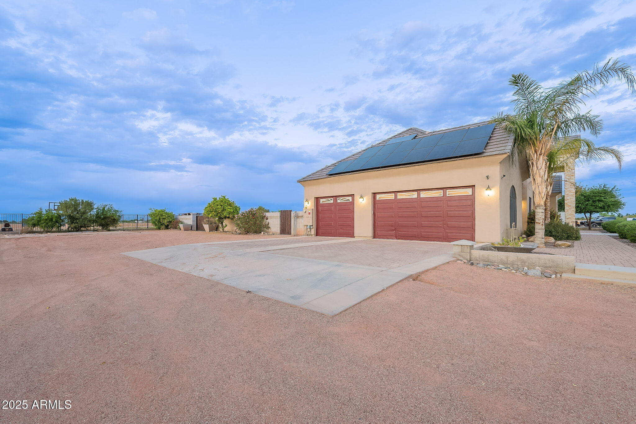 3770 E Graythorn Way Property Photo 8