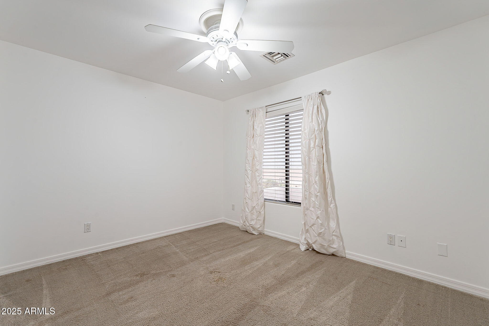 3770 E Graythorn Way Property Photo 48