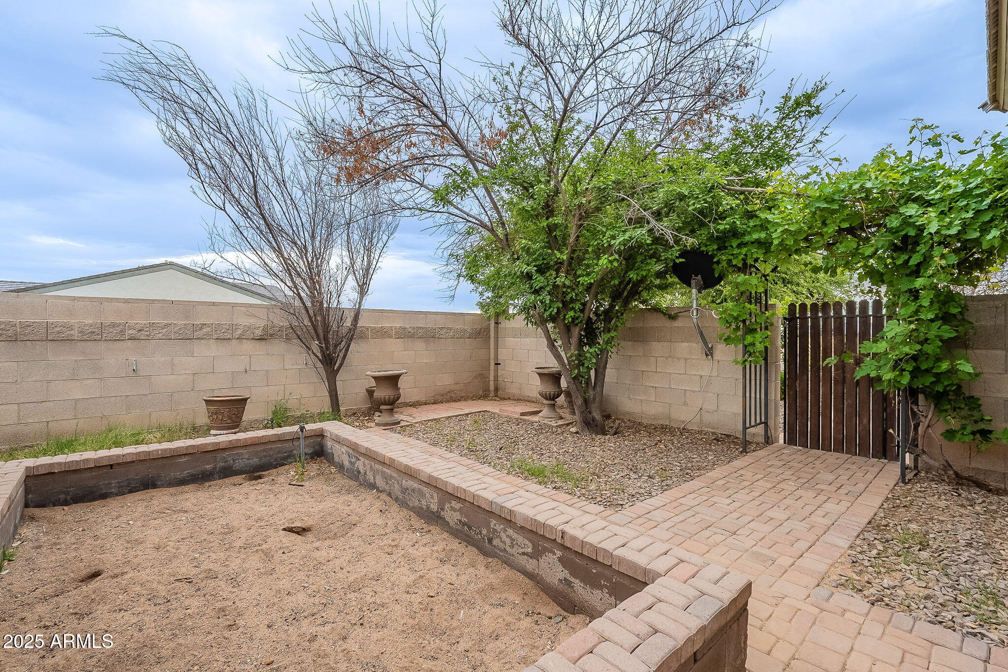 3770 E Graythorn Way Property Photo 74