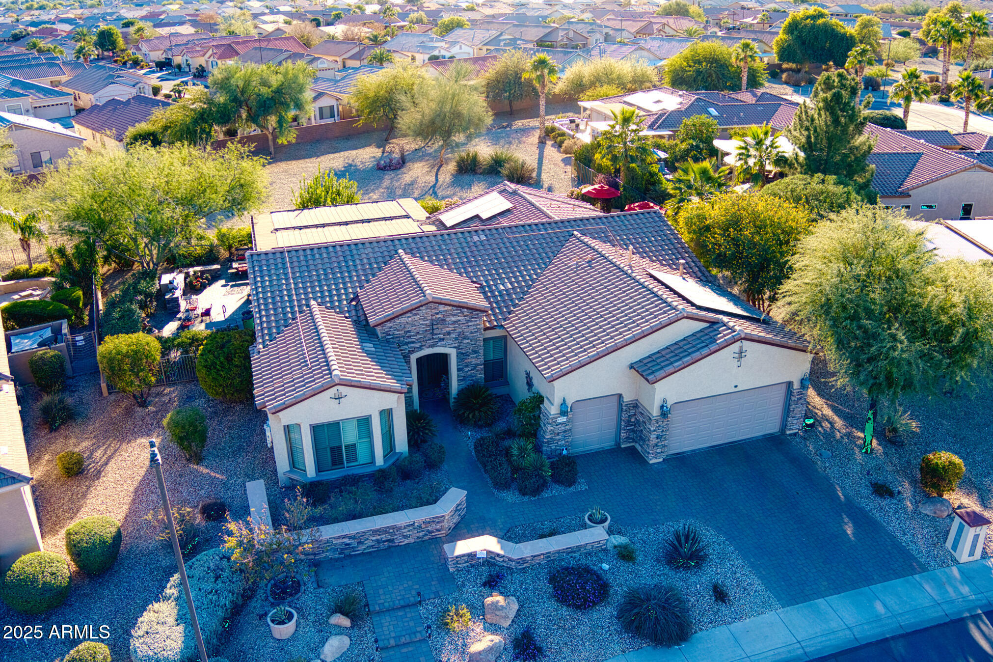 18059 W Tierra Del Sol Drive Property Photo 2