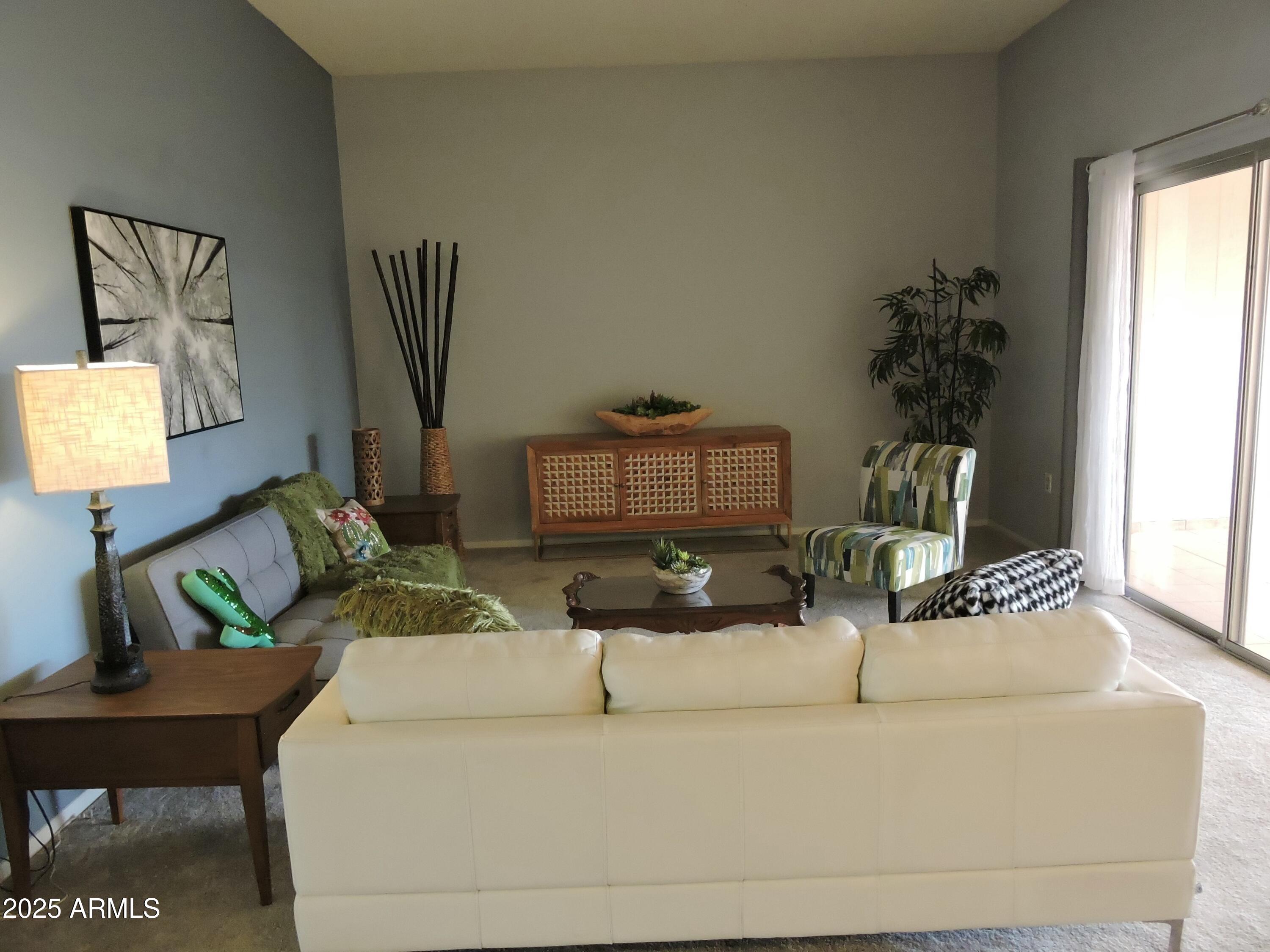 10901 W Topaz Drive Property Photo 3