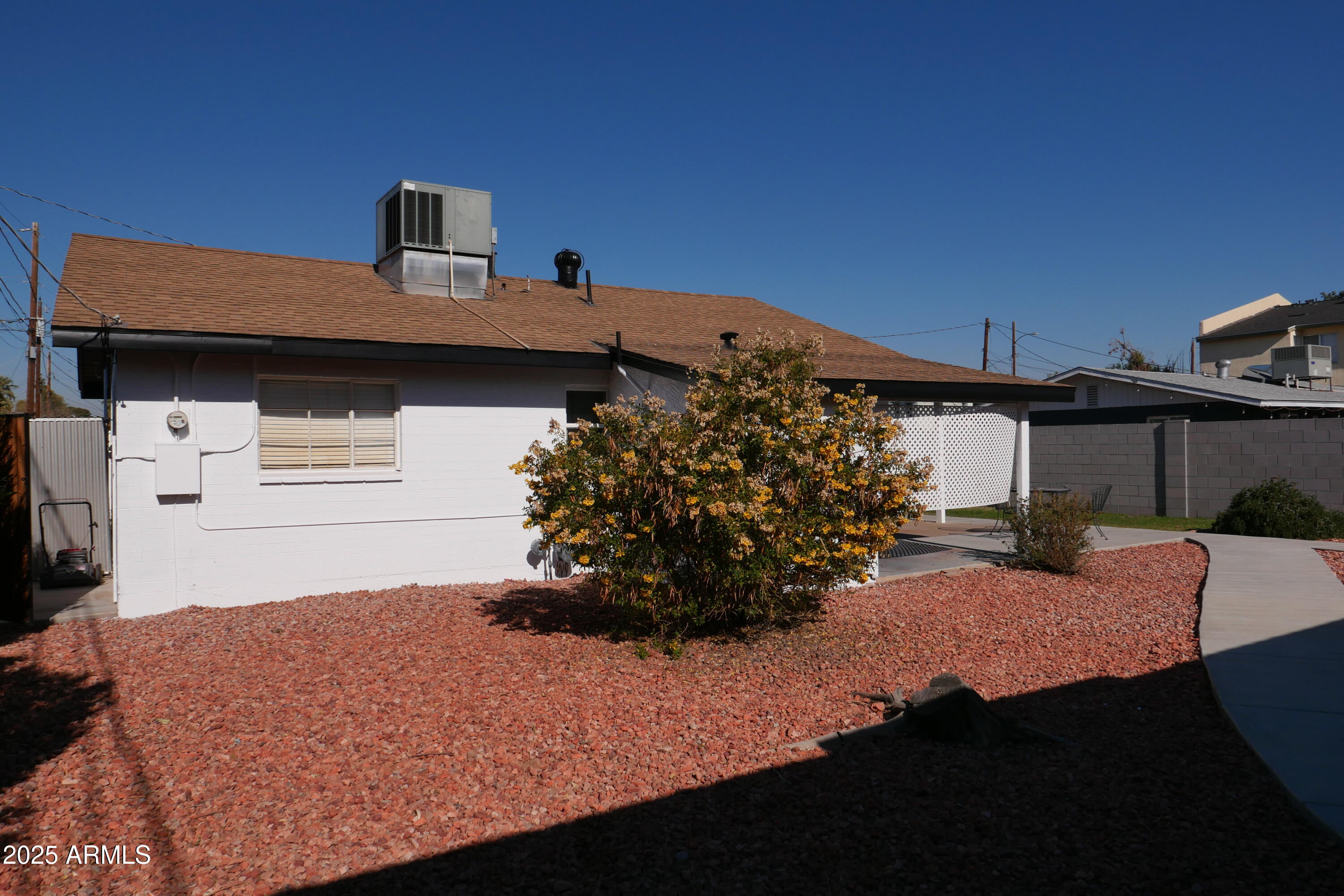 735 W Coolidge Street Property Photo 25