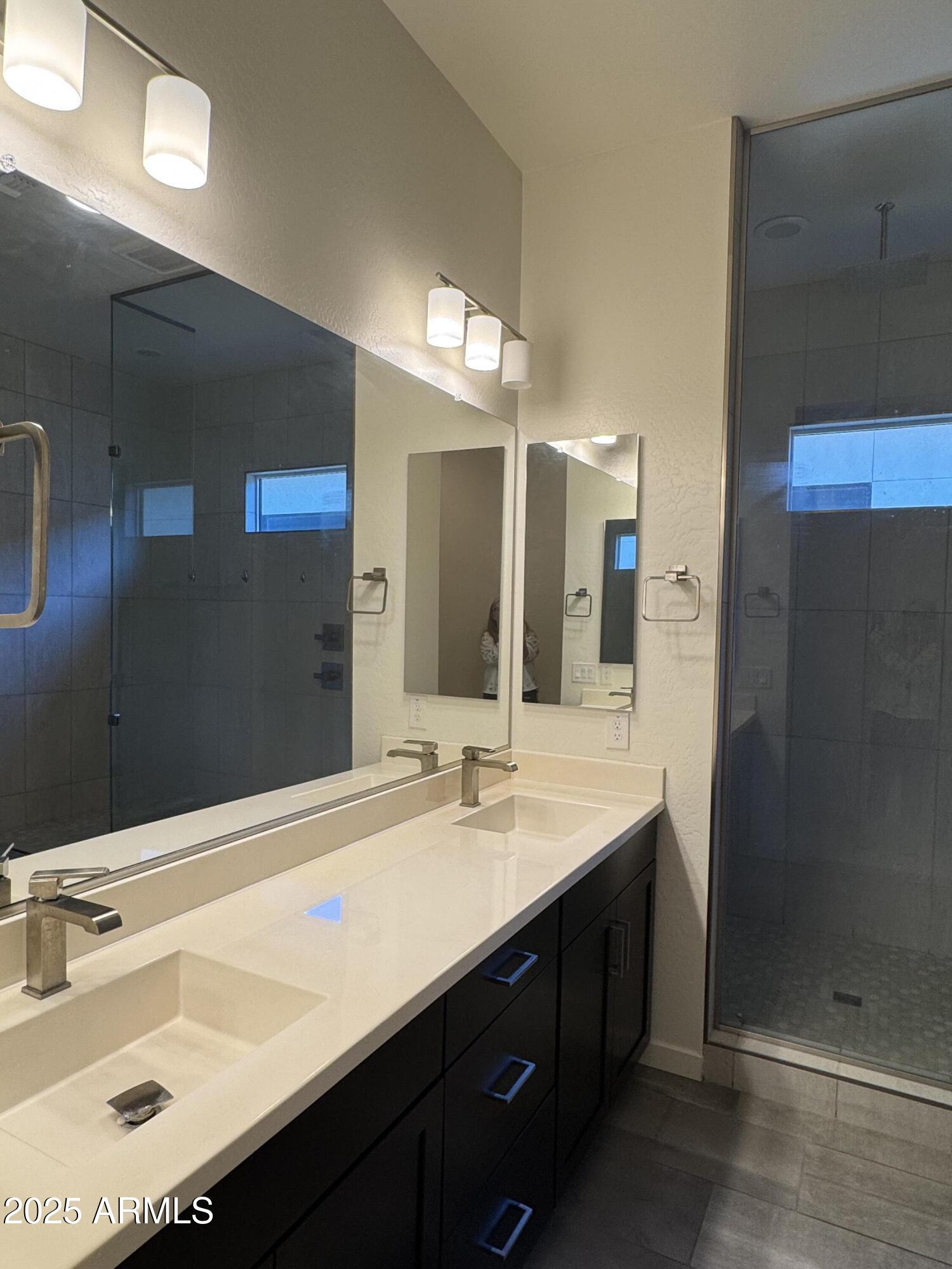 1141 E La Mirada Drive Property Photo 8