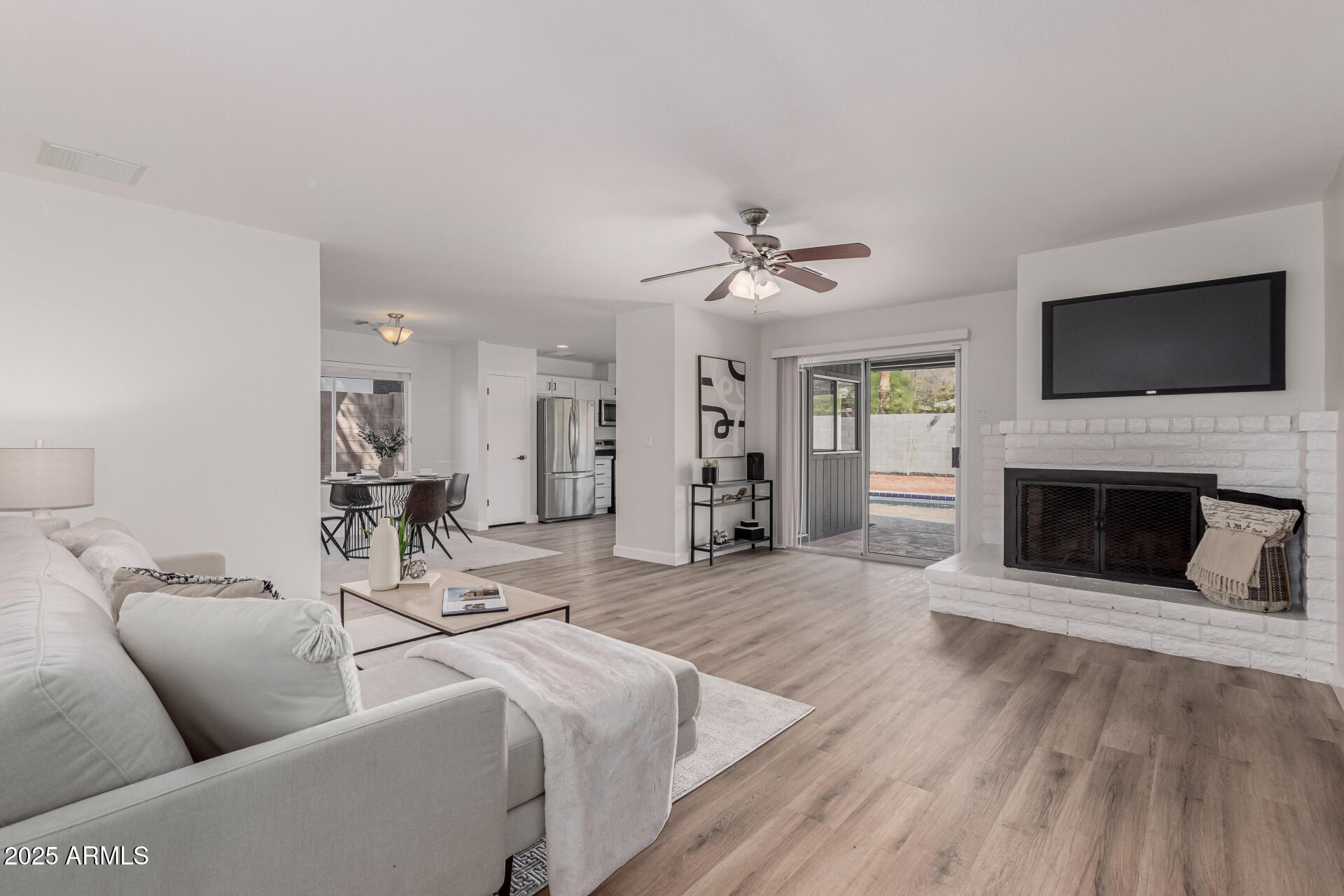 4316 E La Puente Avenue Property Photo 4