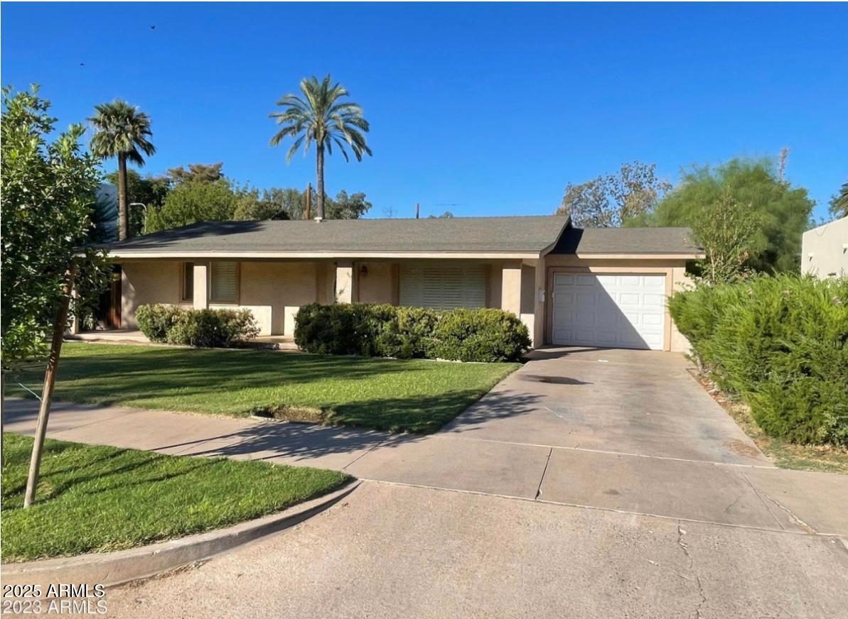 1224 S Maple Avenue Property Photo