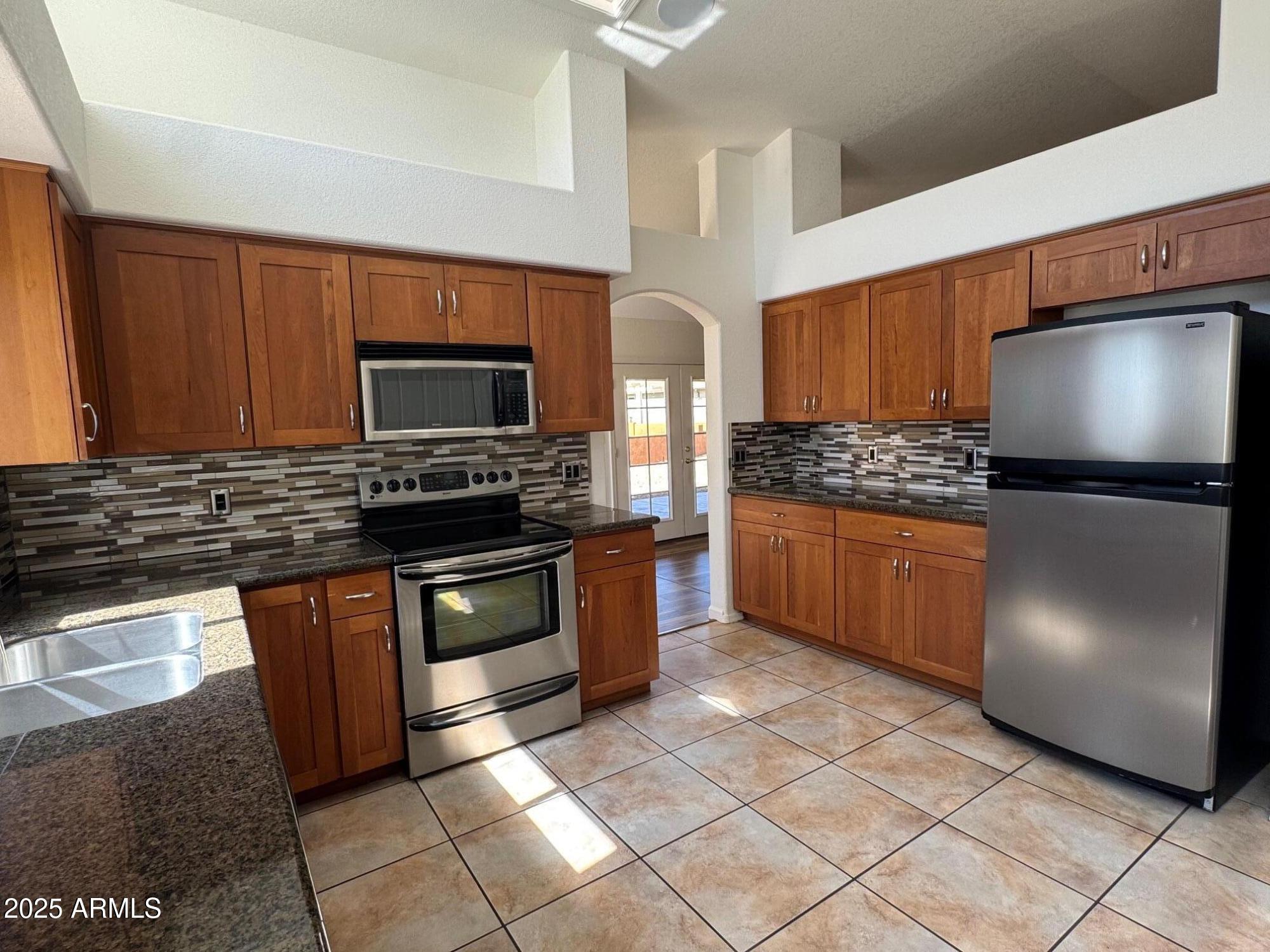 2720 E Eagle Rock Drive Property Photo 14