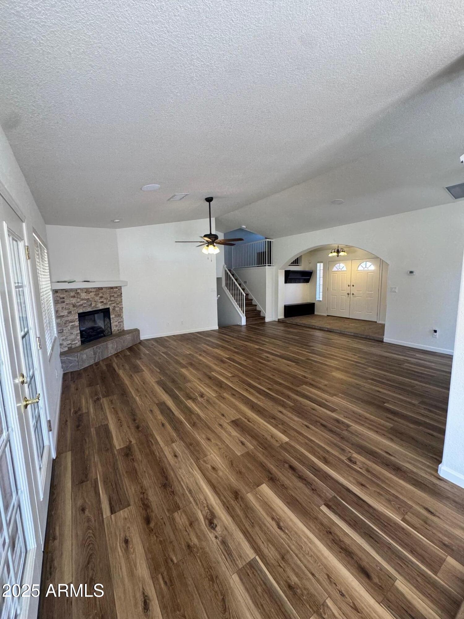 2720 E Eagle Rock Drive Property Photo 18